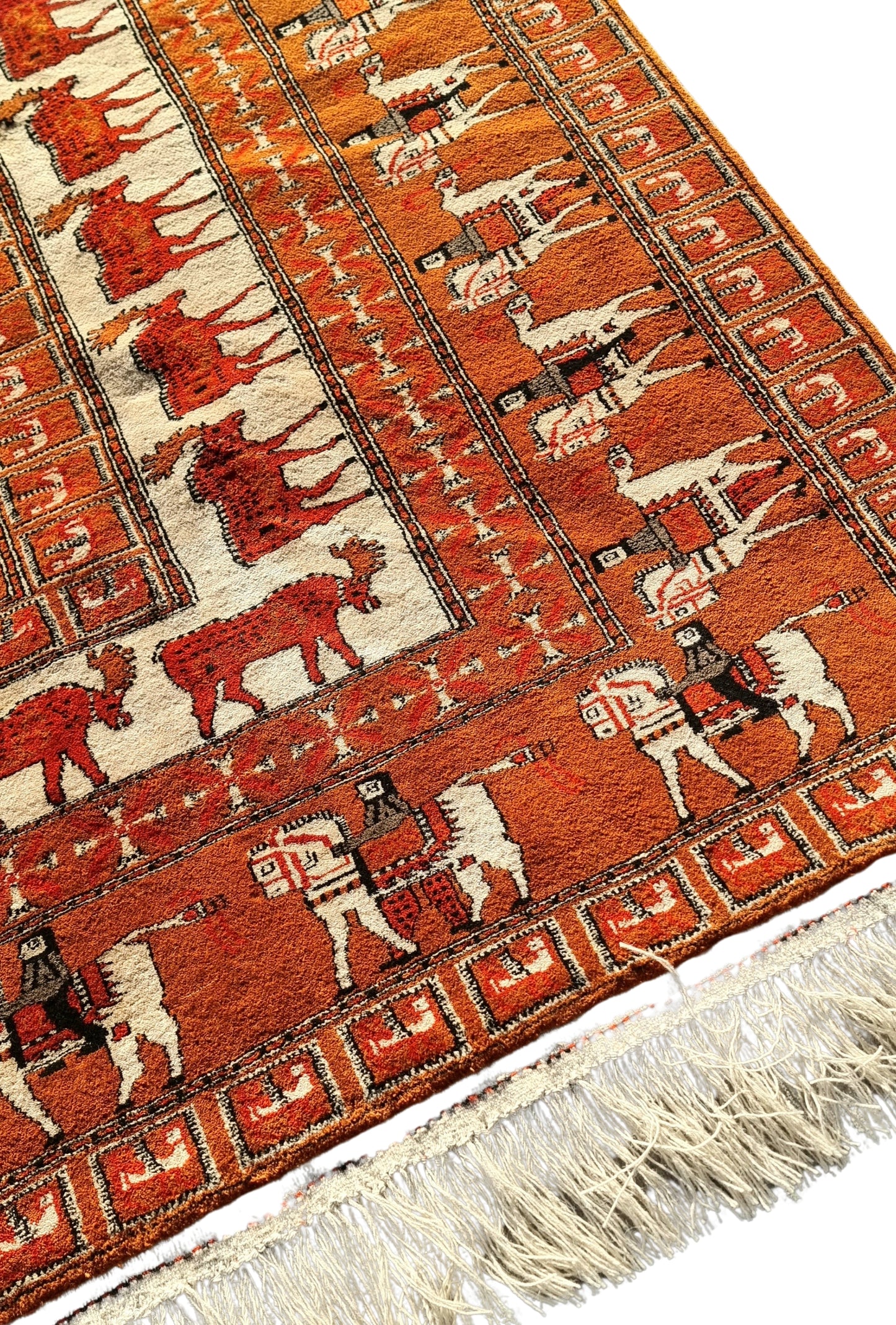 Pazyryk Rug with Organic Dyes 215 x 285cm (7' x 9.5') Peach