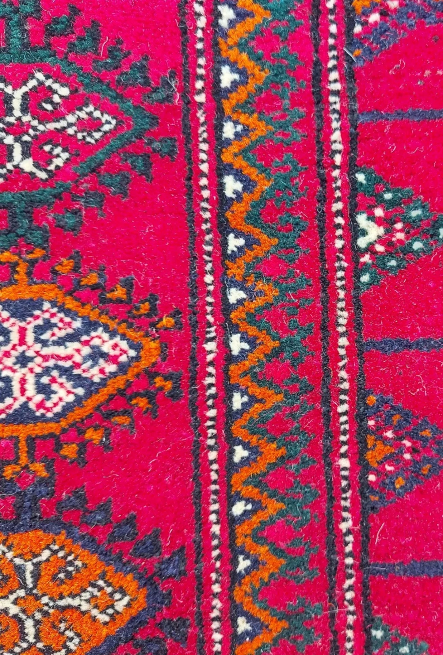 Turkmen Runner Rug Handknotted Wool Rug 84 x 207cm (2.9' x 6.9' ft) Red