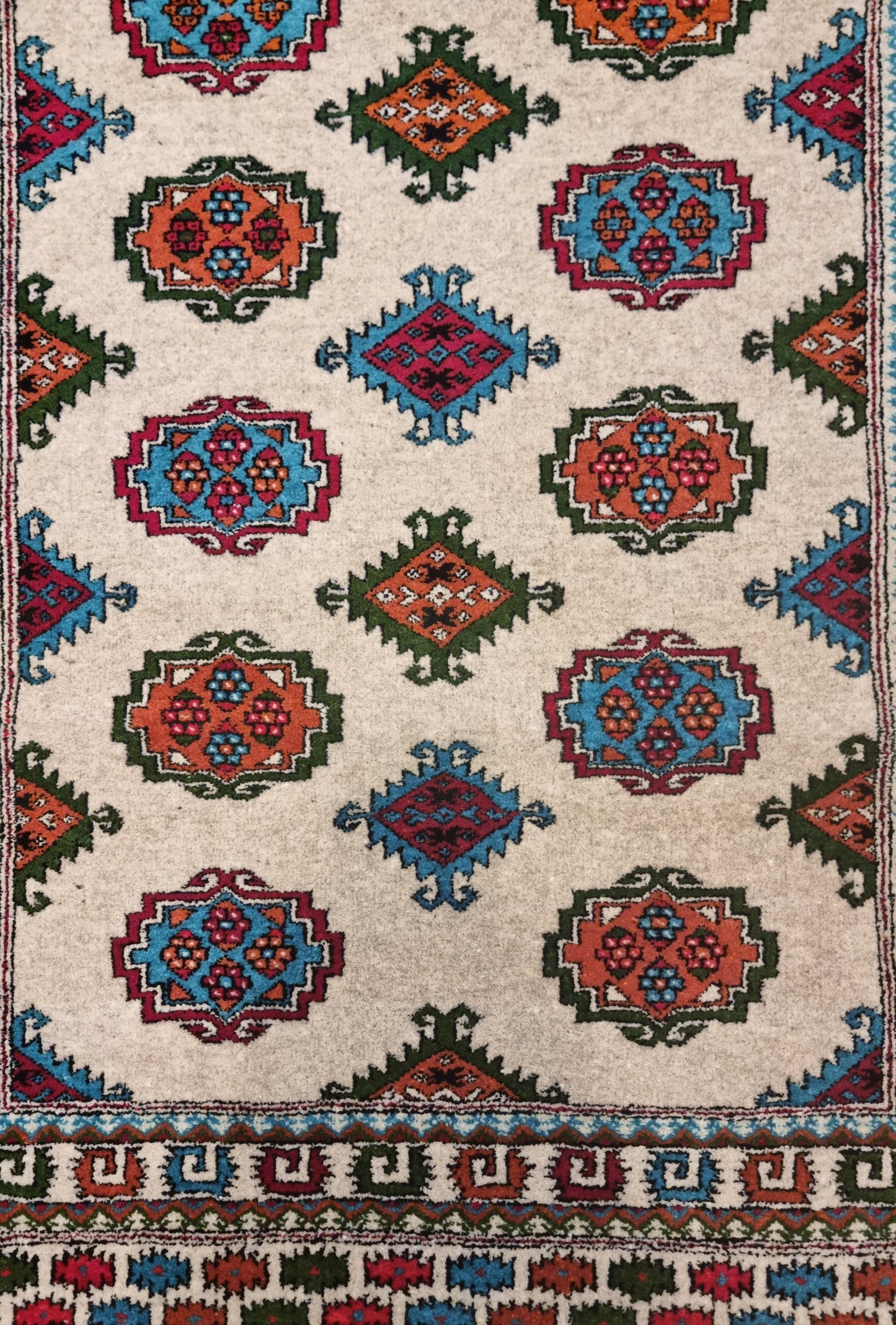 Turkoman Chaodor Oertmen Wool Rug 80x120 cm (3'x4' ft) Beige