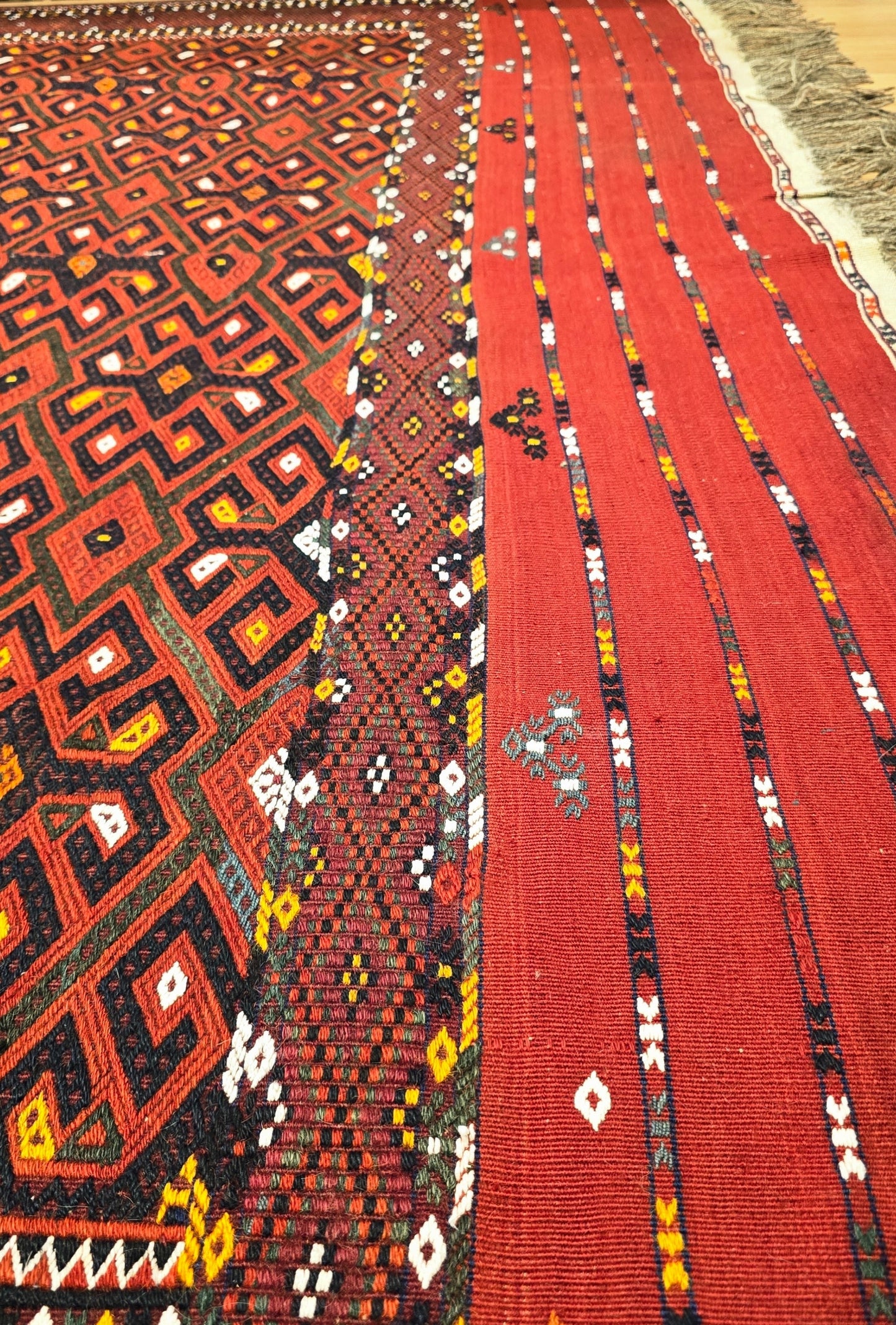 Handwoven Vintage Turkoman Yomut Kilim Rug 230 x 390cm (7.5' x 12.8' ft) Red