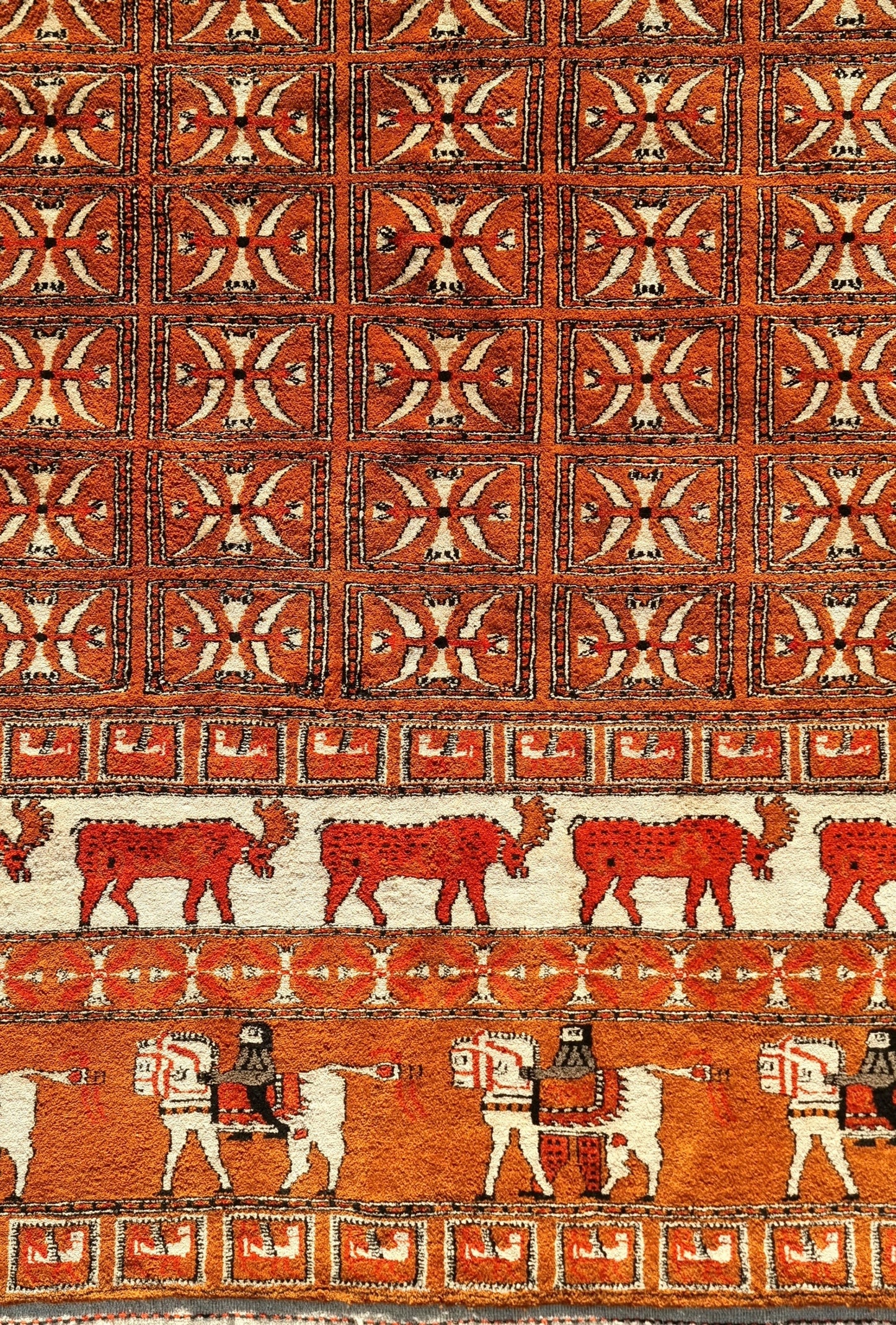 Pazyryk Rug with Organic Dyes 215 x 285cm (7' x 9.5') Peach