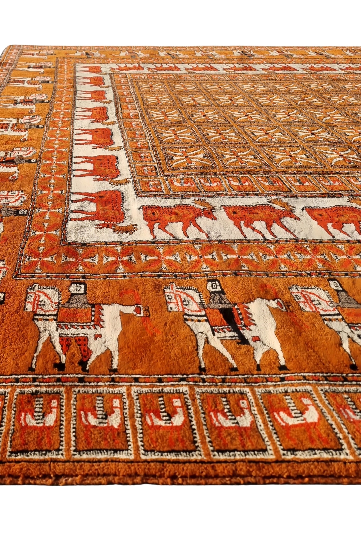 Pazyryk Rug with Organic Dyes 215 x 285cm (7' x 9.5') Peach