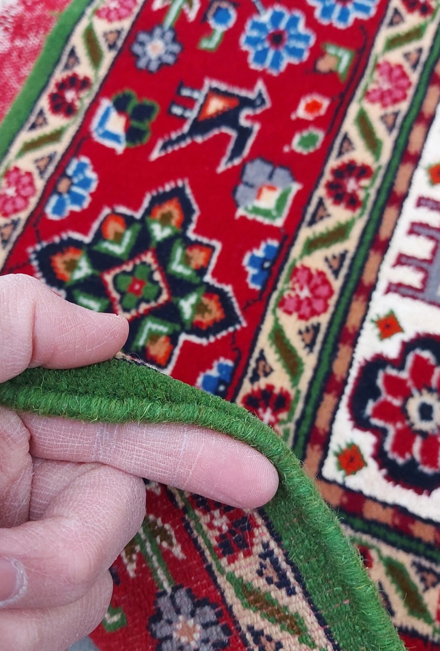 Persian Rug Heriz Handknotted Wool Rug 136 x 200cm (4.5' x 6.5' ft) Green