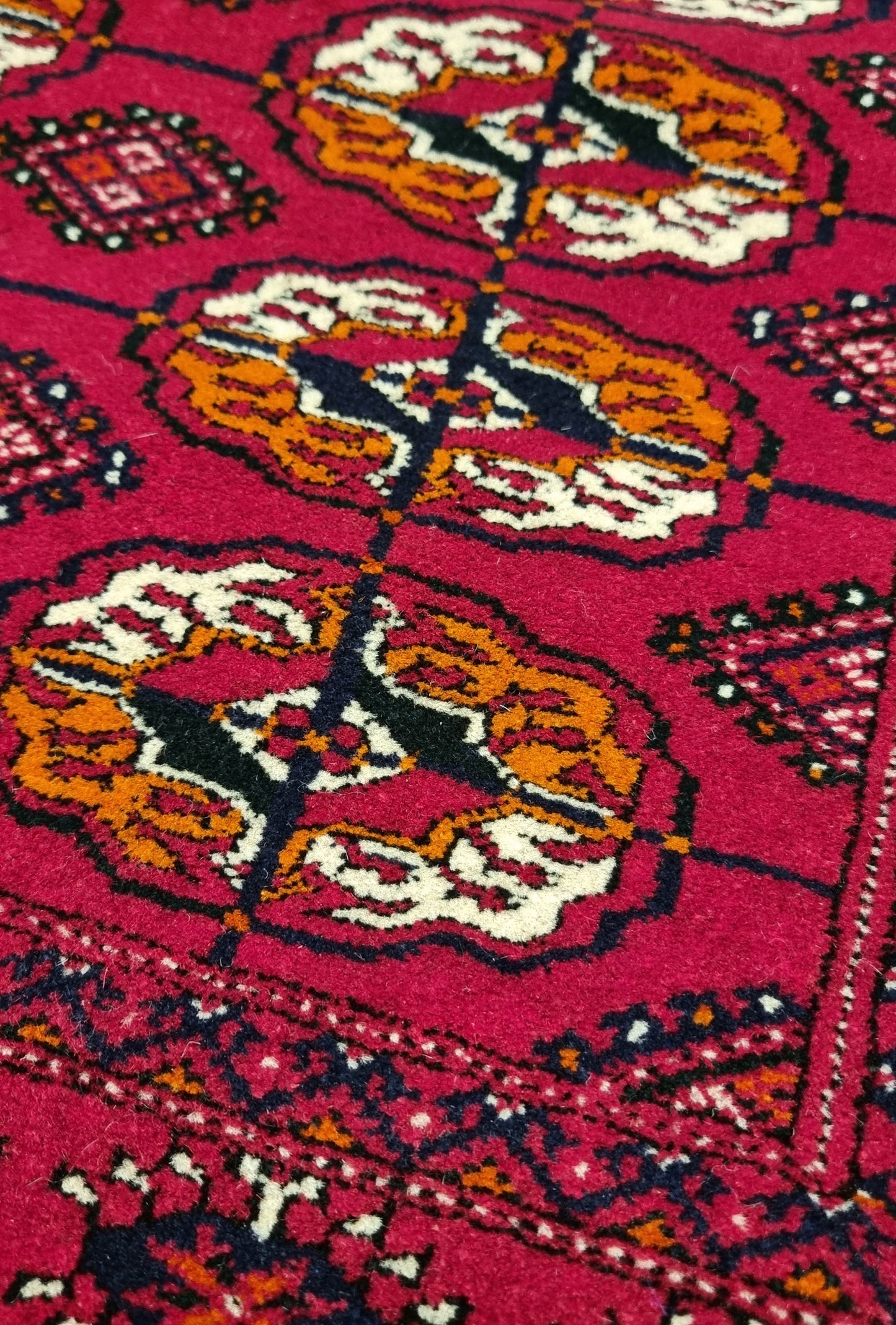 Tekke Wool Oriental Rug 80 x 125 cm (3'x4' ft) Red