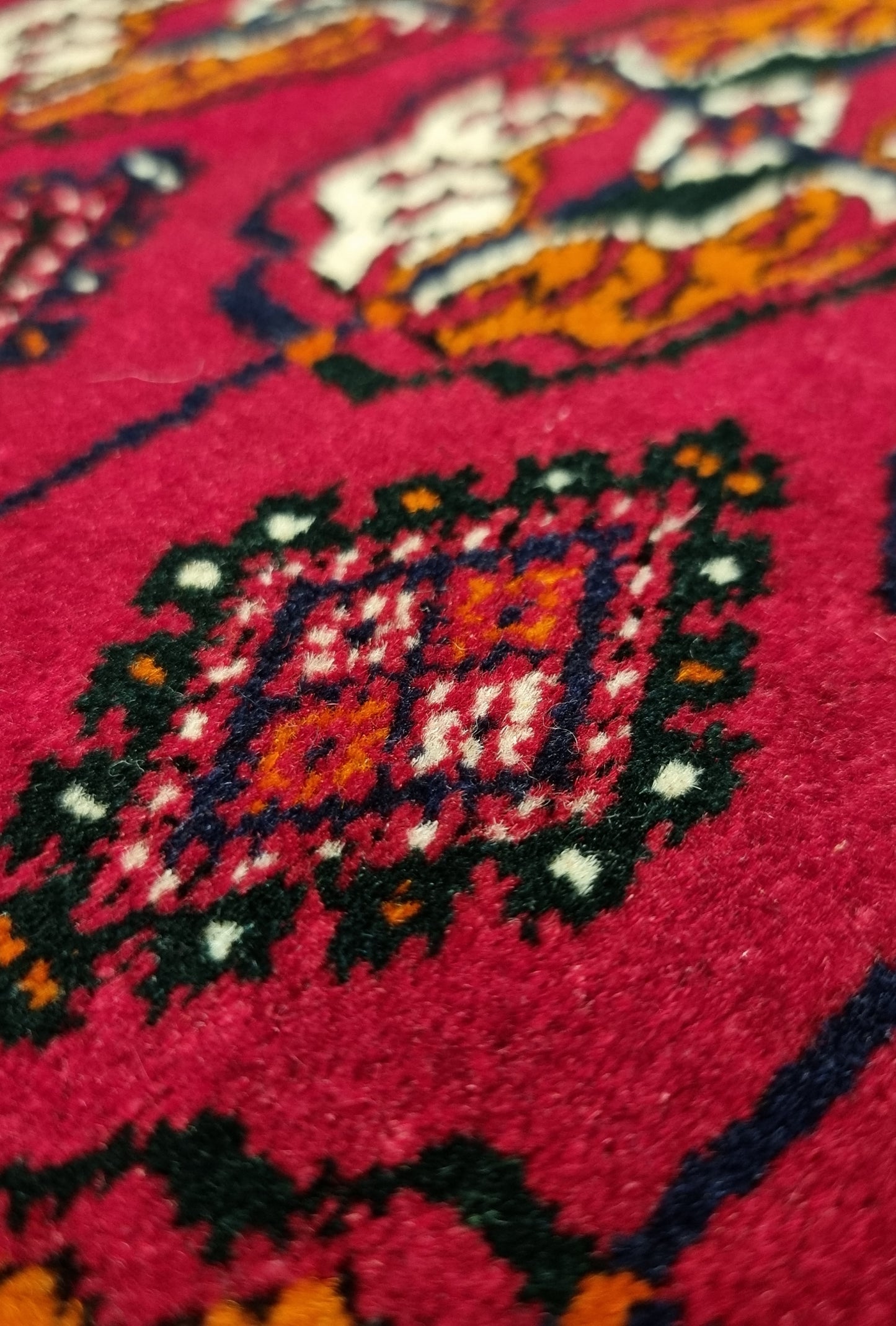 Tekke Wool Oriental Rug 80 x 125 cm (3'x4' ft) Red