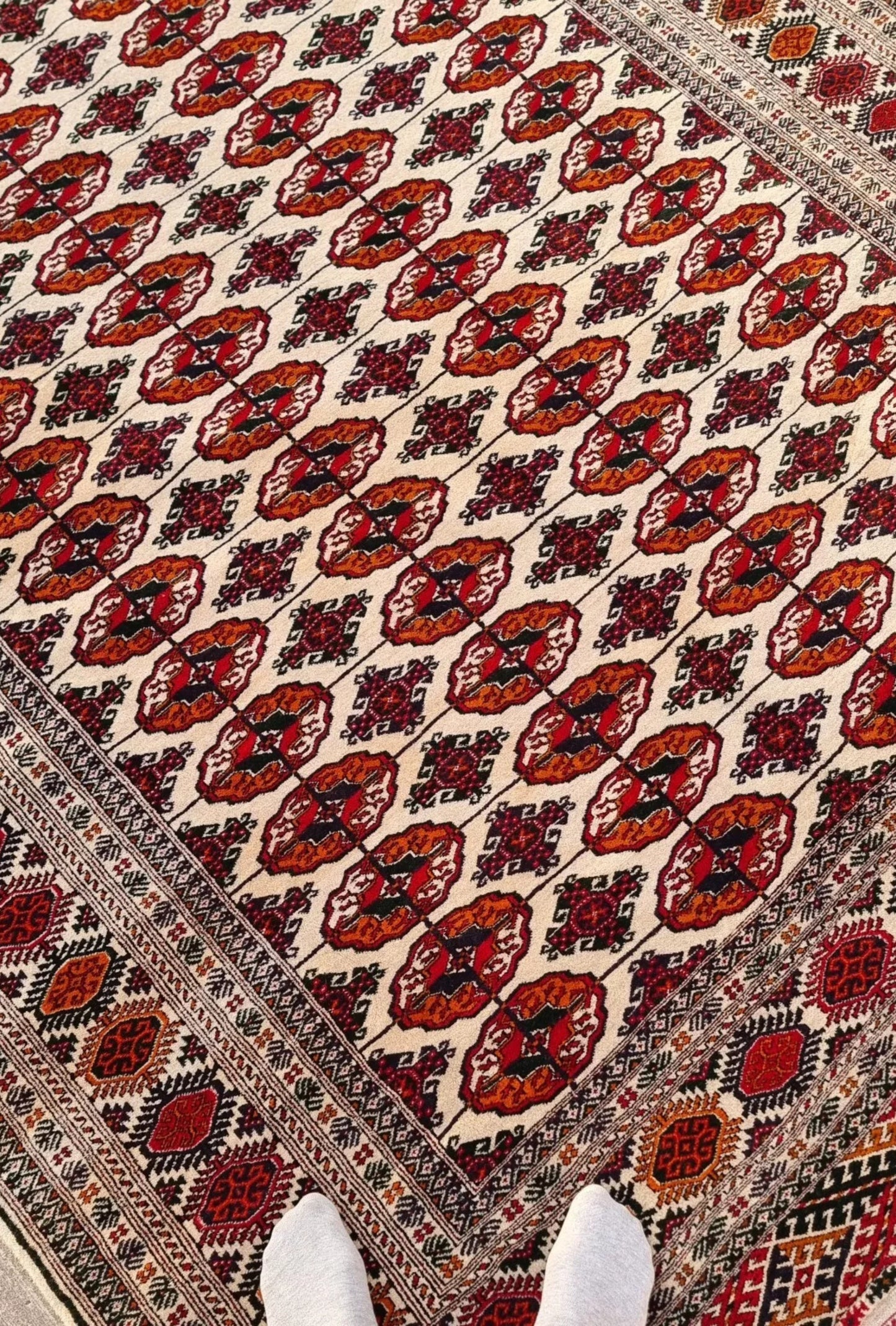 Tekke Wool Oriental Bokhara Rug 200 x 310 cm (7'x10' ft) Beige