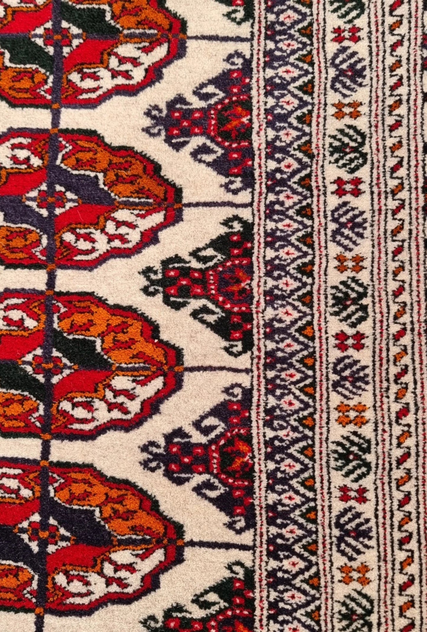 Tekke Wool Oriental Bokhara Rug 200 x 310 cm (7'x10' ft) Beige
