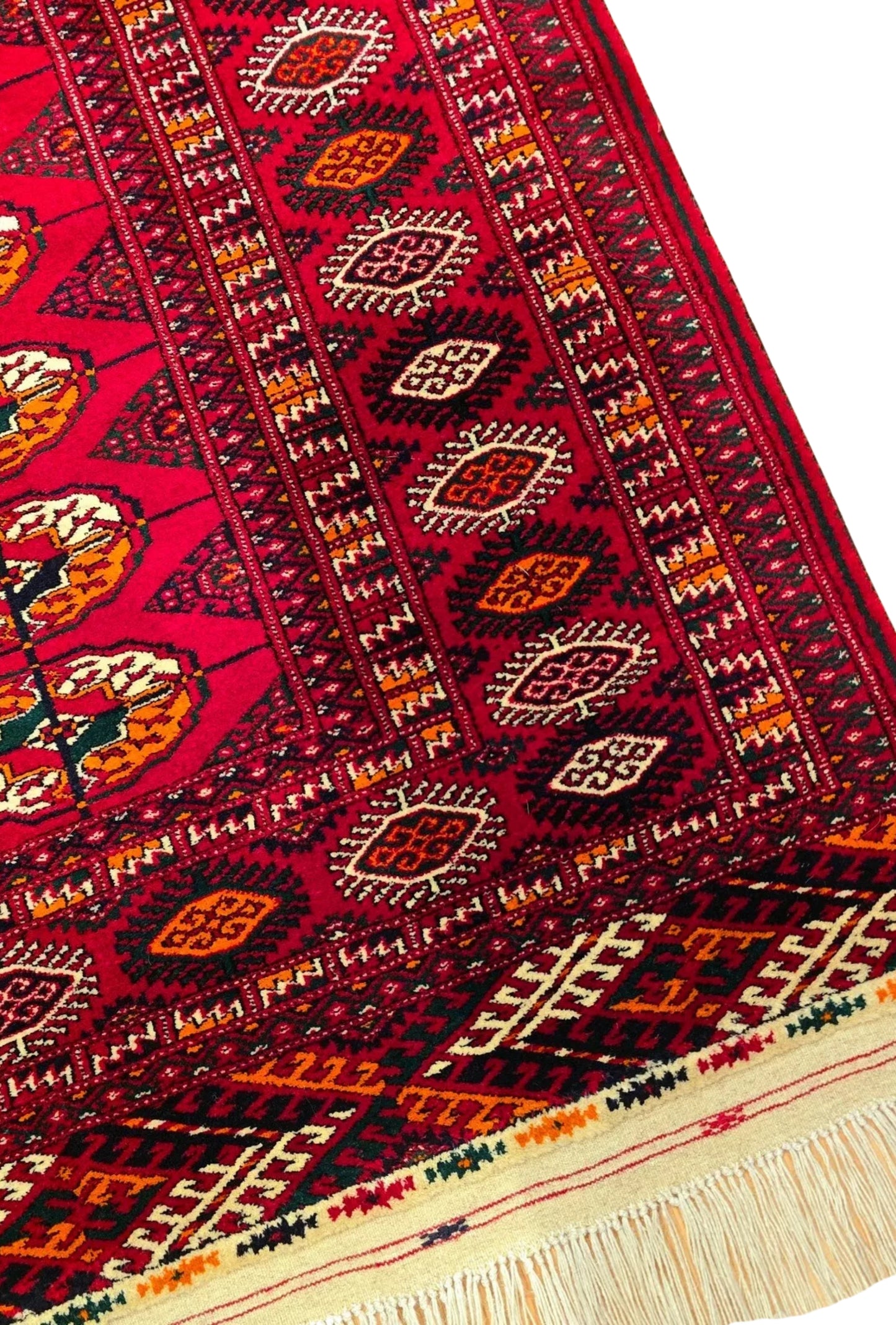 Turkmen Bokhara Rug Handknotted Wool Rug 150 x 250cm (5' x 8' ft) Red