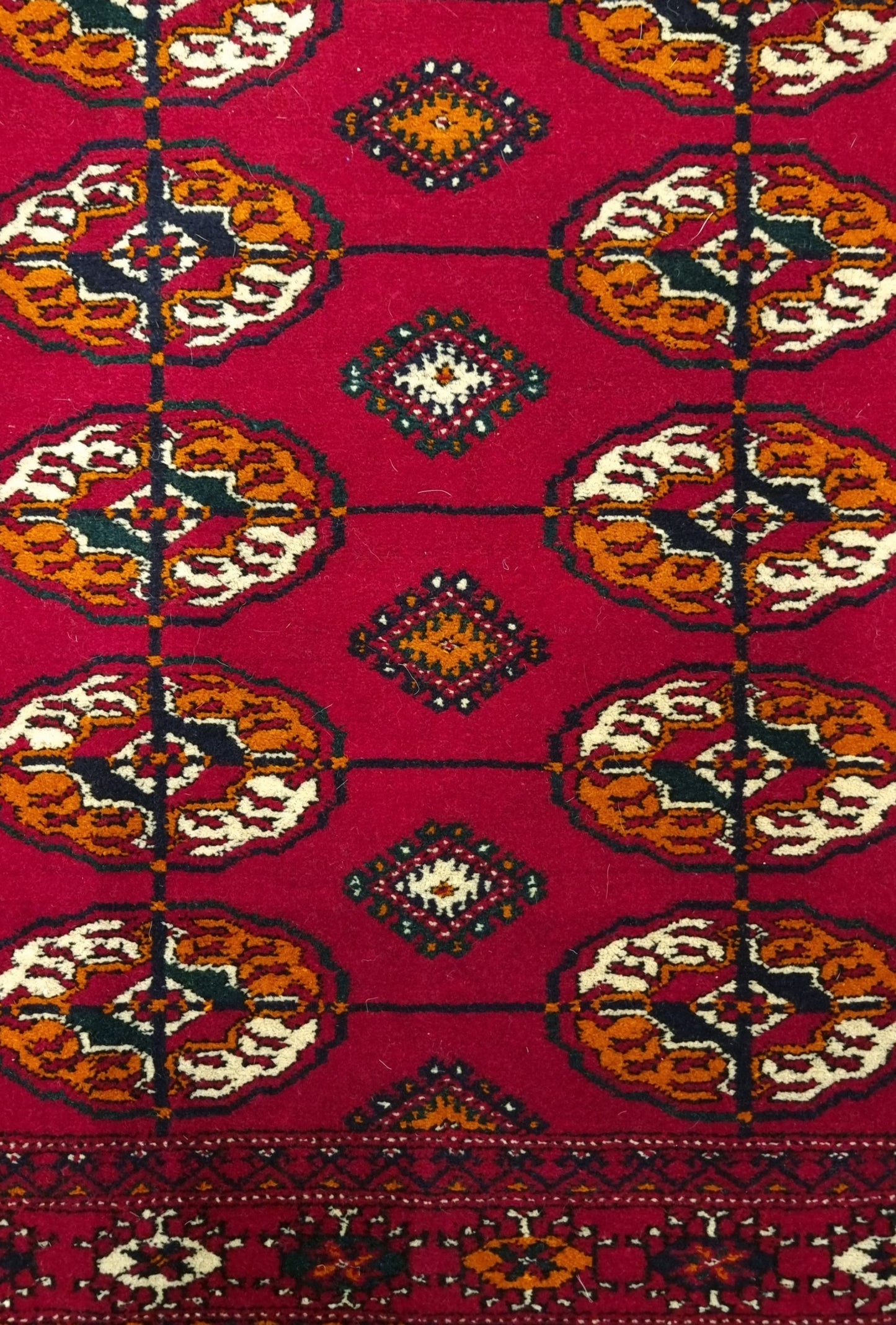 Handknotted Turkmen Rug Tekke Wool Rug 83 x 130 cm (3'x5' ft) Red