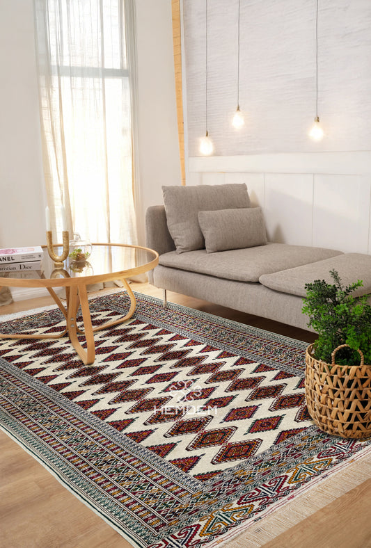 Turkmen Rug Yomut Handknotted Wool Rug 140 x 230cm (4.7' x 7.6' ft) Beige