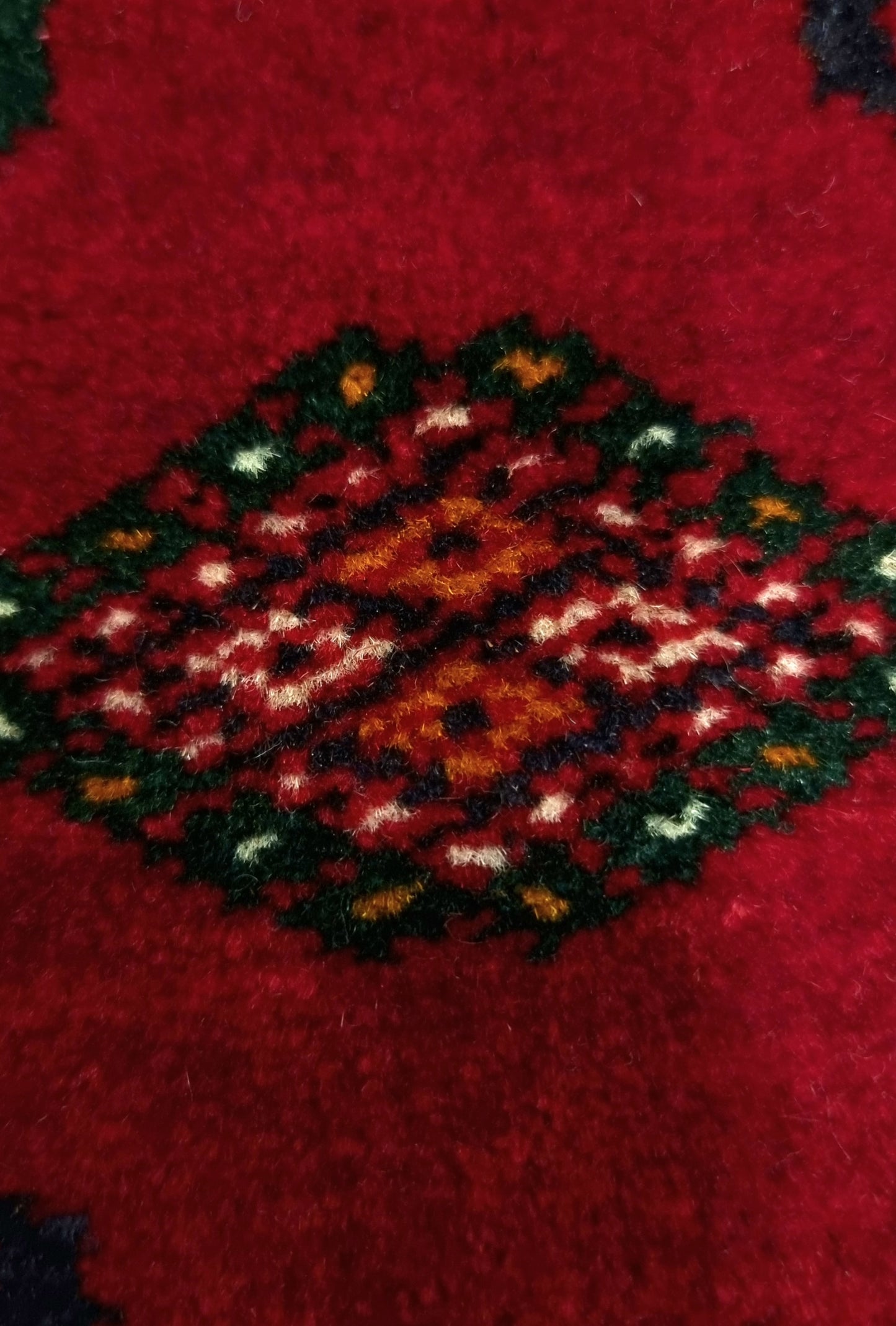 Handknotted Turkmen Rug Tekke Wool Rug 80 x 120 cm (3'x4' ft) Red