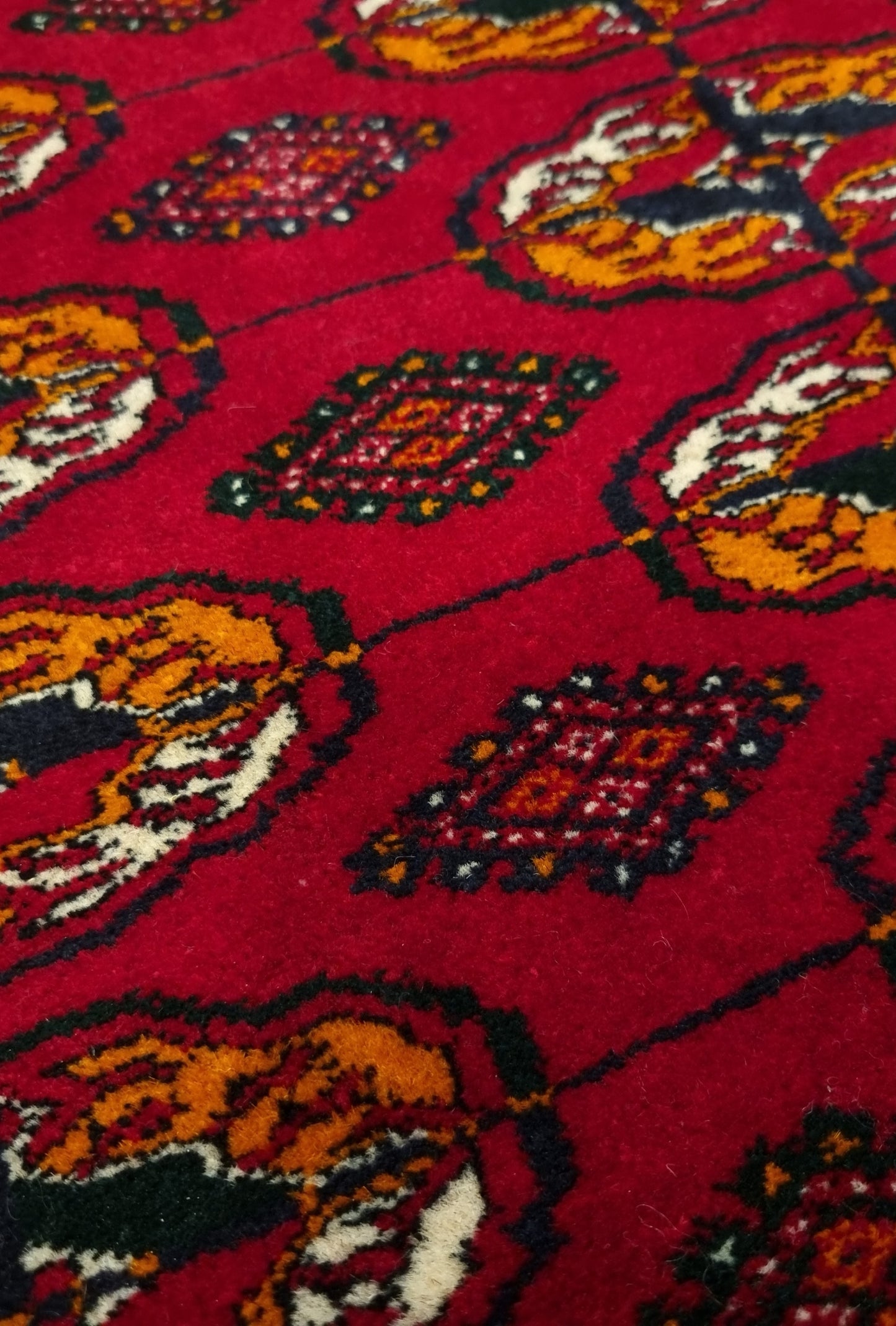 HandmadeTurkoman Rug Tekke Wool Rug 80 x 145 cm (3'x5' ft) Red