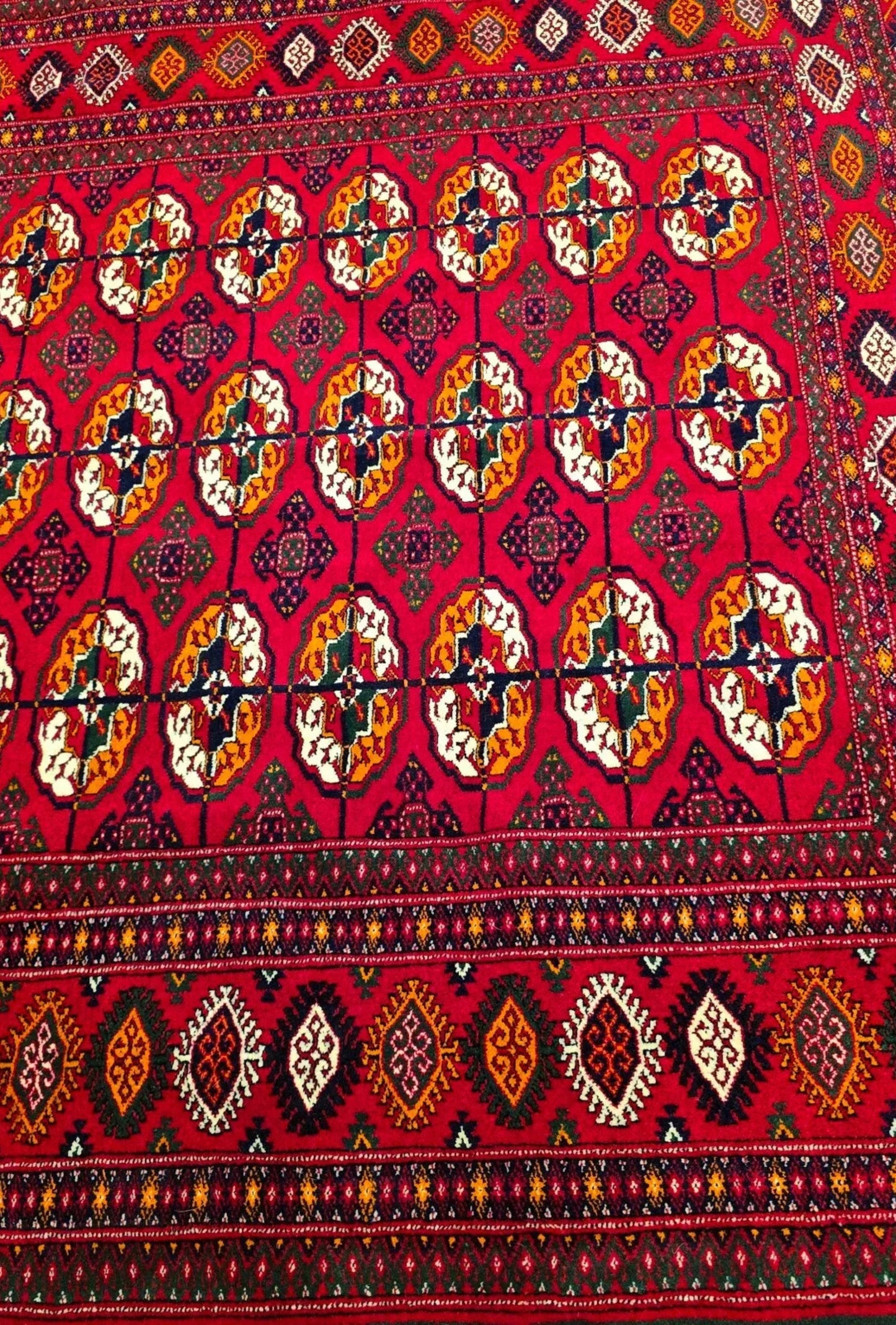 Turkoman Rug Handknotted Oriental Wool Rug 143 x 235cm (4.7' x 7.6' ft) Red
