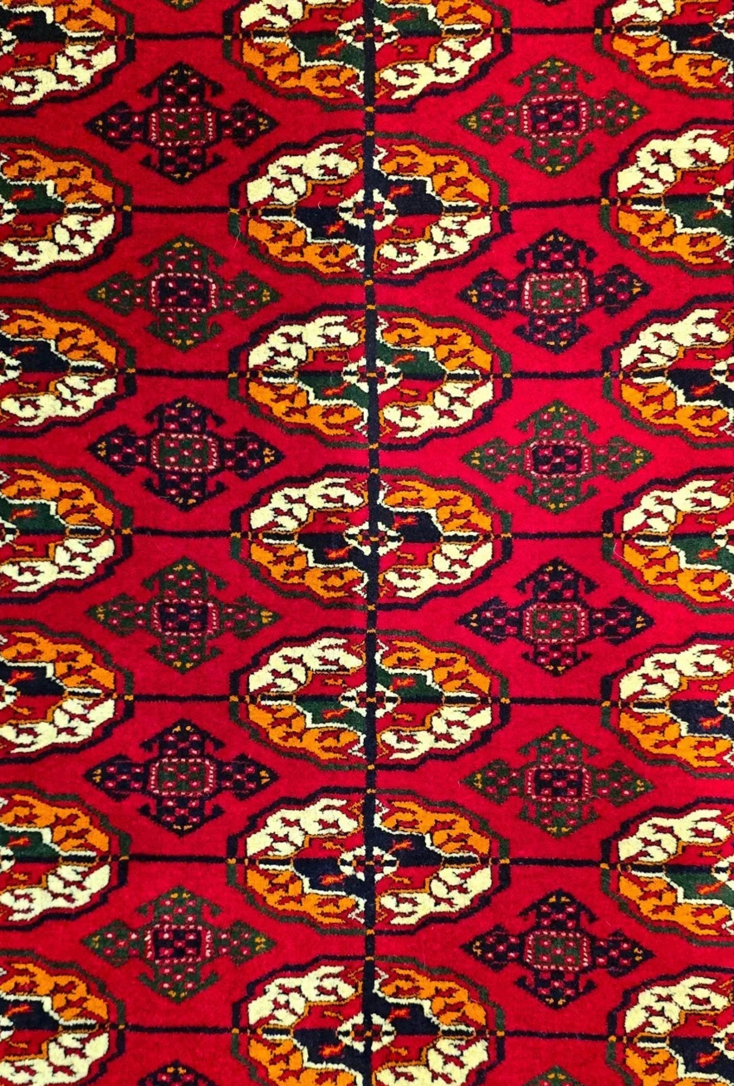 Turkoman Rug Handknotted Oriental Wool Rug 143 x 235cm (4.7' x 7.6' ft) Red