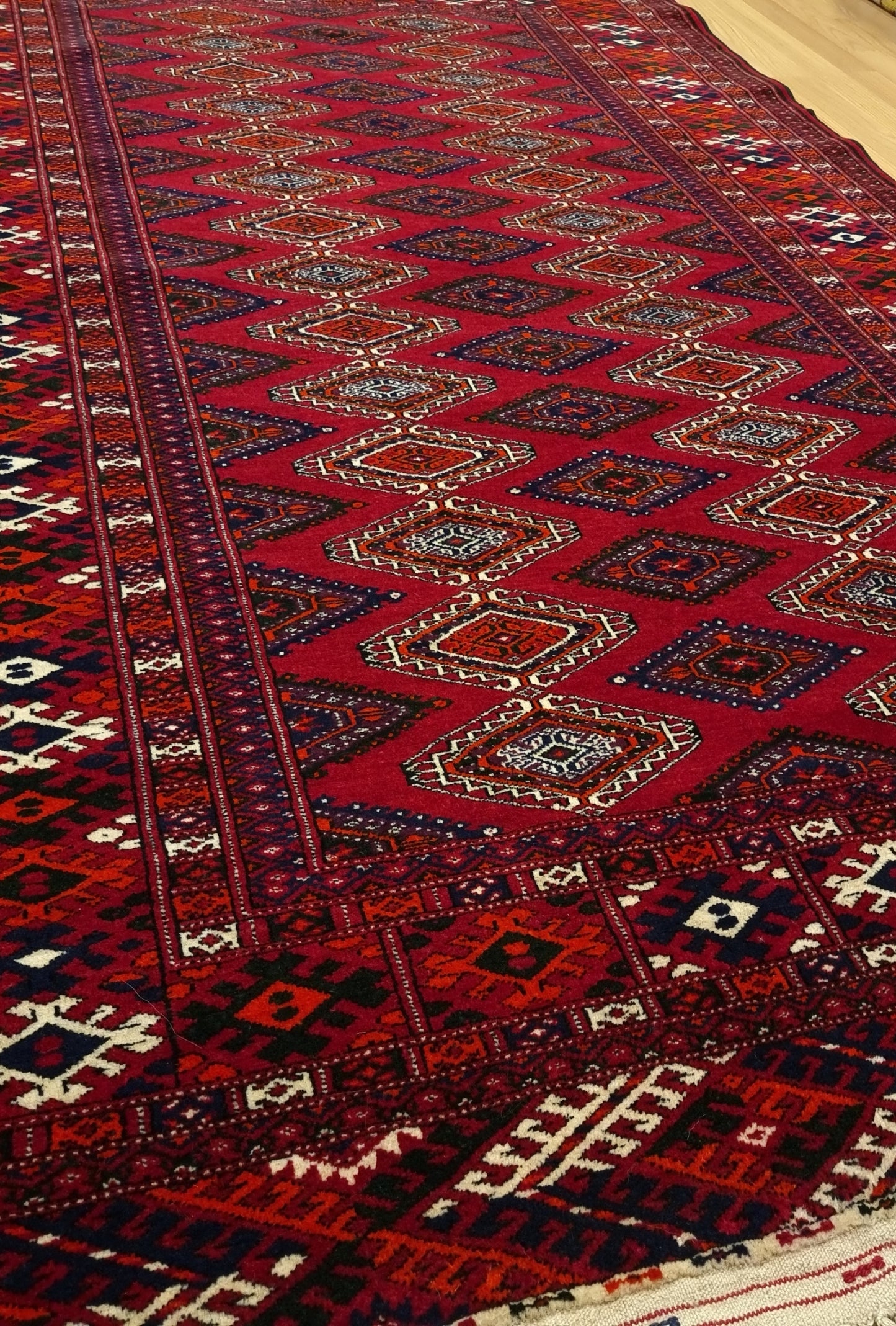 Rare Turkoman Yomut Kejebe Handknotted Wool Rug 132 x 210 cm (4.4' x 7' ft) Red