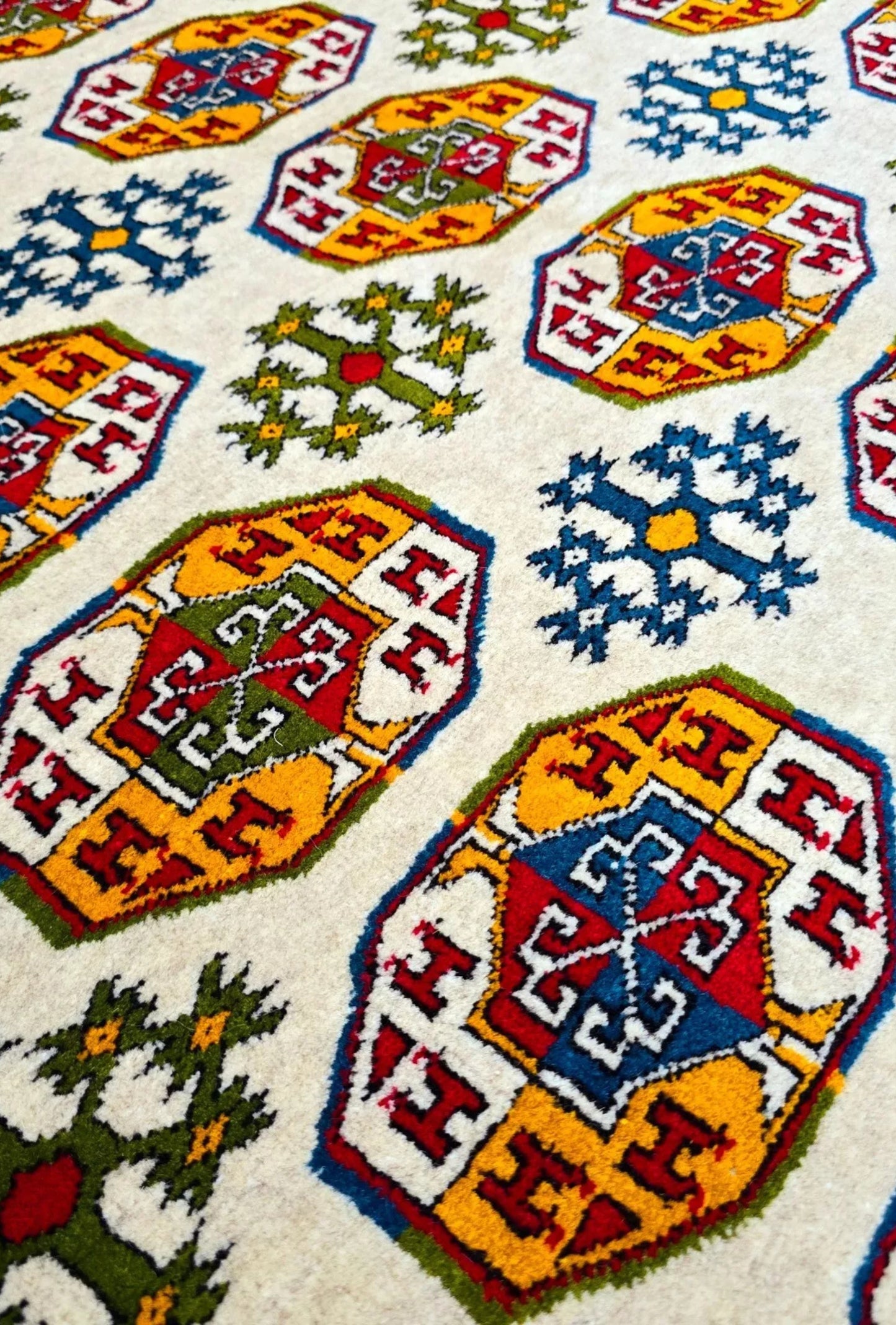 Antique Design Tauk Nuska Kizil Ayak Handknotted Wool Rug 200x300cm (7' x 10' ft) Beige