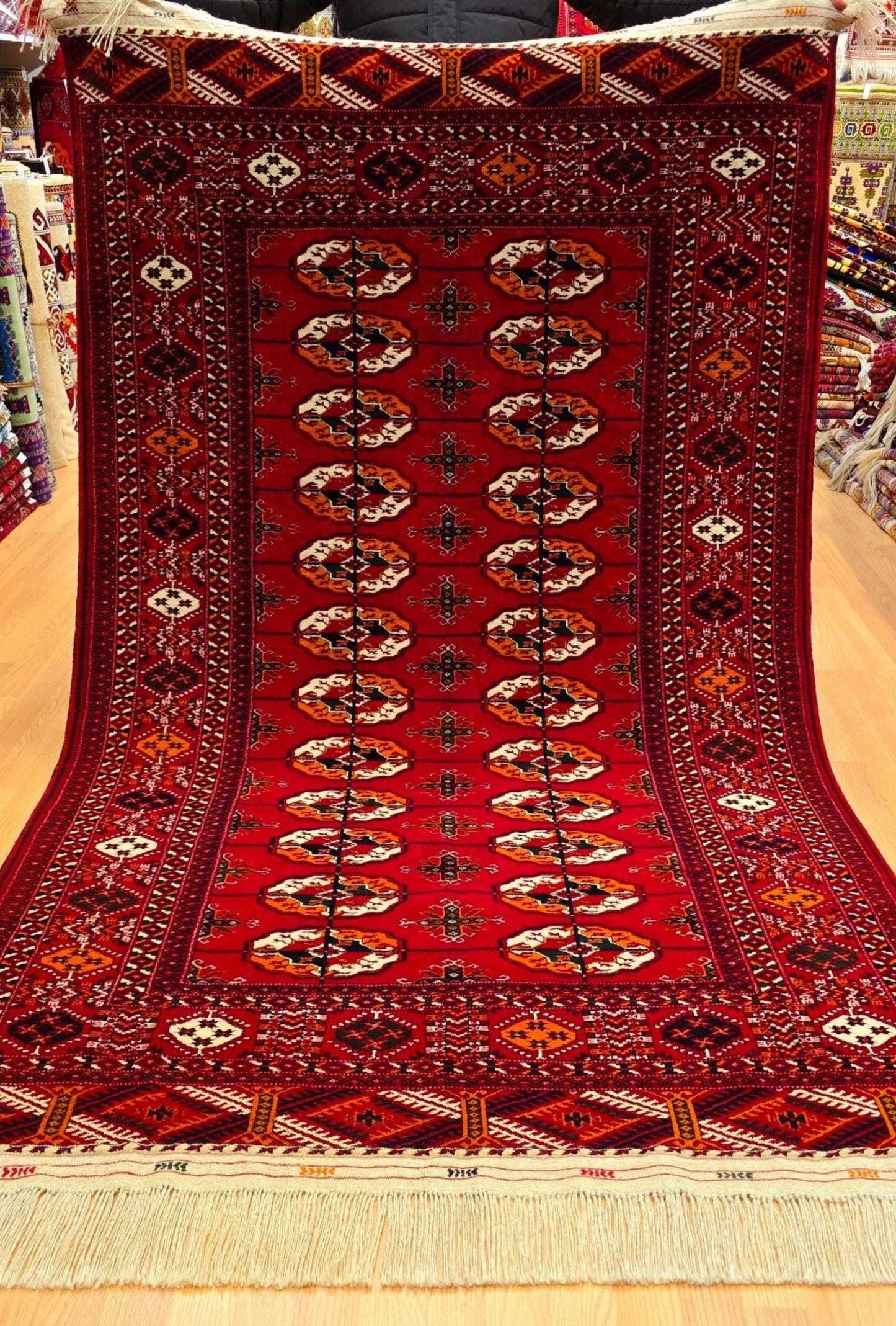 Bokhara Wool Handmade Luxury Oriental Area Rug 140 - 220cm(4'6 x 7'2 ft) Red