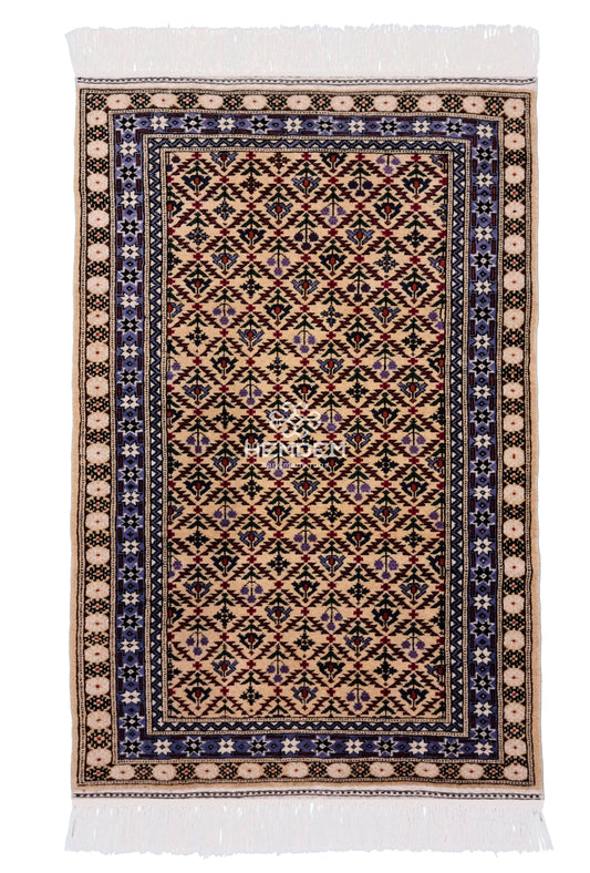 Persian Rug Shirvan Handknotted Wool Rug 80 x 123cm (3' x 4' ft) Beige