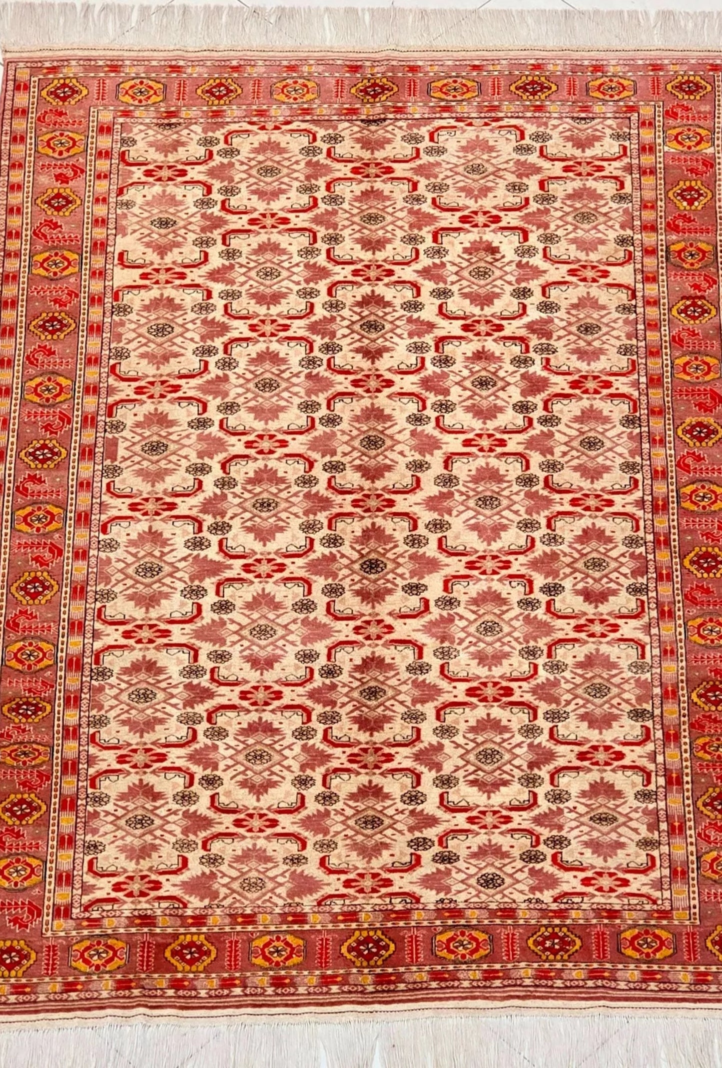Ersari Beshir Handknotted Wool Rug 200x300cm (7' x 10' ft) Beige