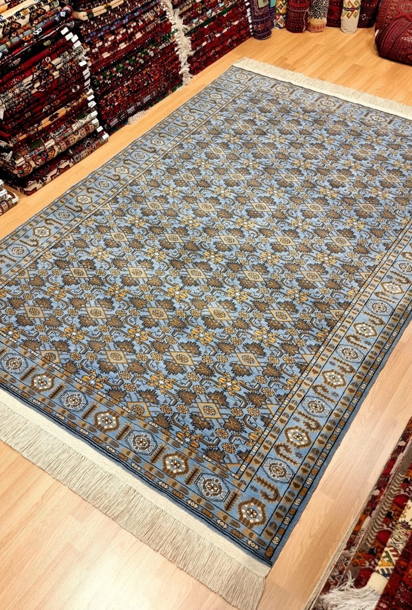 Floral Ersari Beshir Handmade Wool Rug 200x300cm (7' x 10' ft) Blue