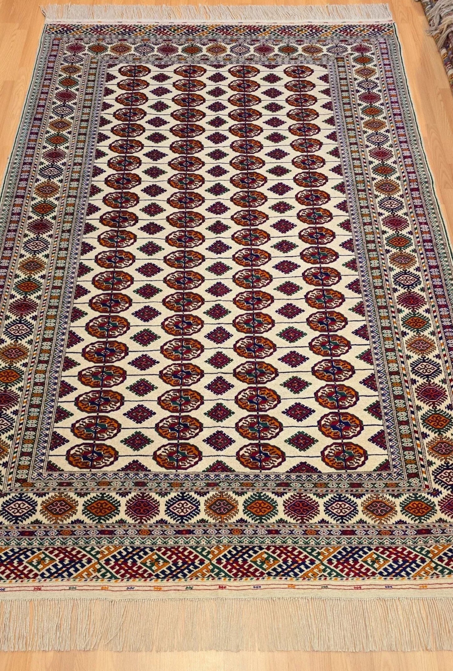 Hand Knotted Bukhara Beige Wool Area Rug - Turkoman Carpet 200 x 300cm (7' x 10' ft) Beige