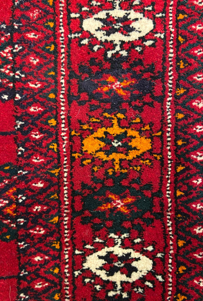 Handknotted Turkmen Rug Tekke Wool Rug 100 x 154 cm (3'x5' ft) Red