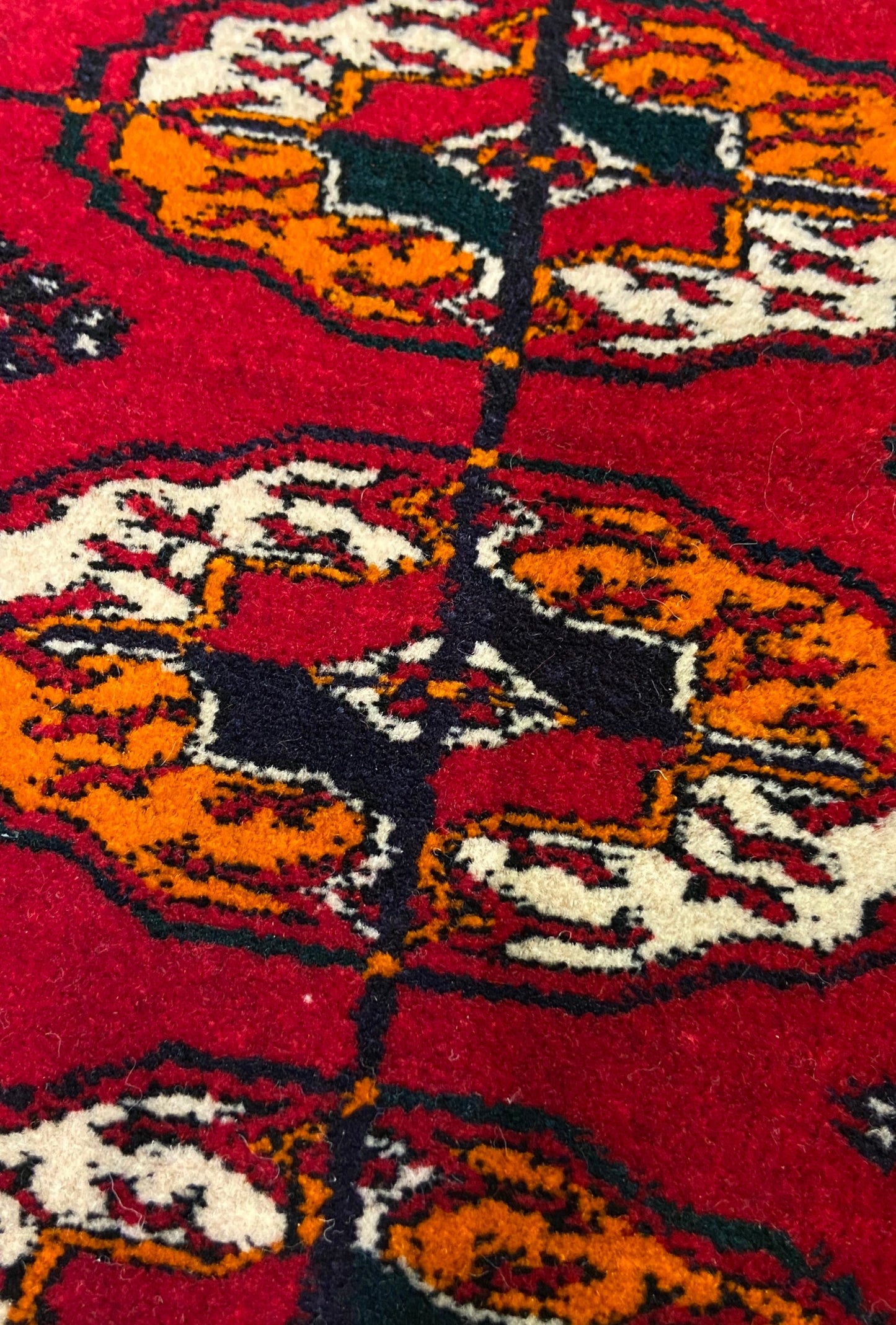 Handknotted Turkmen Rug Tekke Wool Rug 100 x 154 cm (3'x5' ft) Red