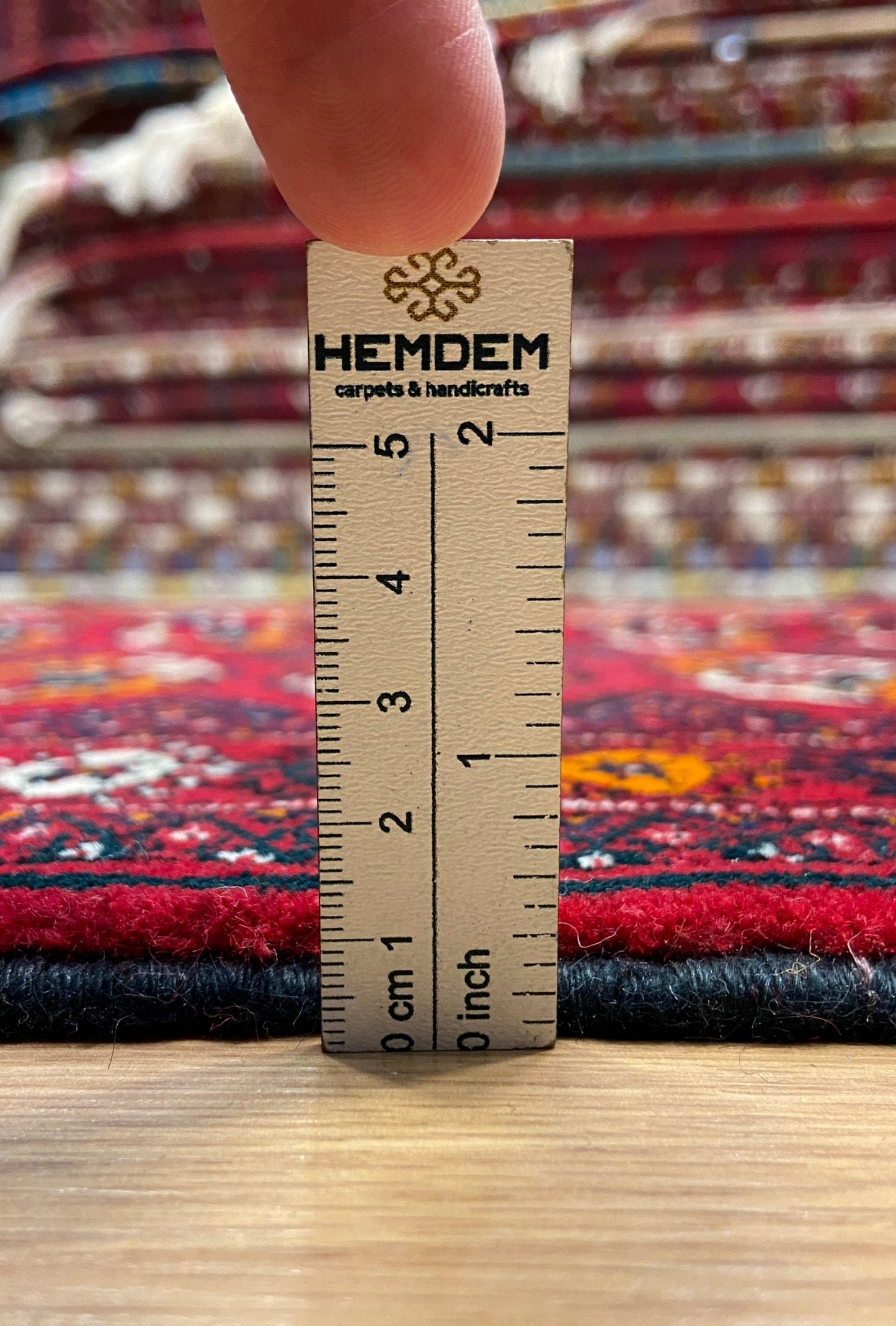 Handknotted Turkmen Rug Tekke Wool Rug 100 x 154 cm (3'x5' ft) Red