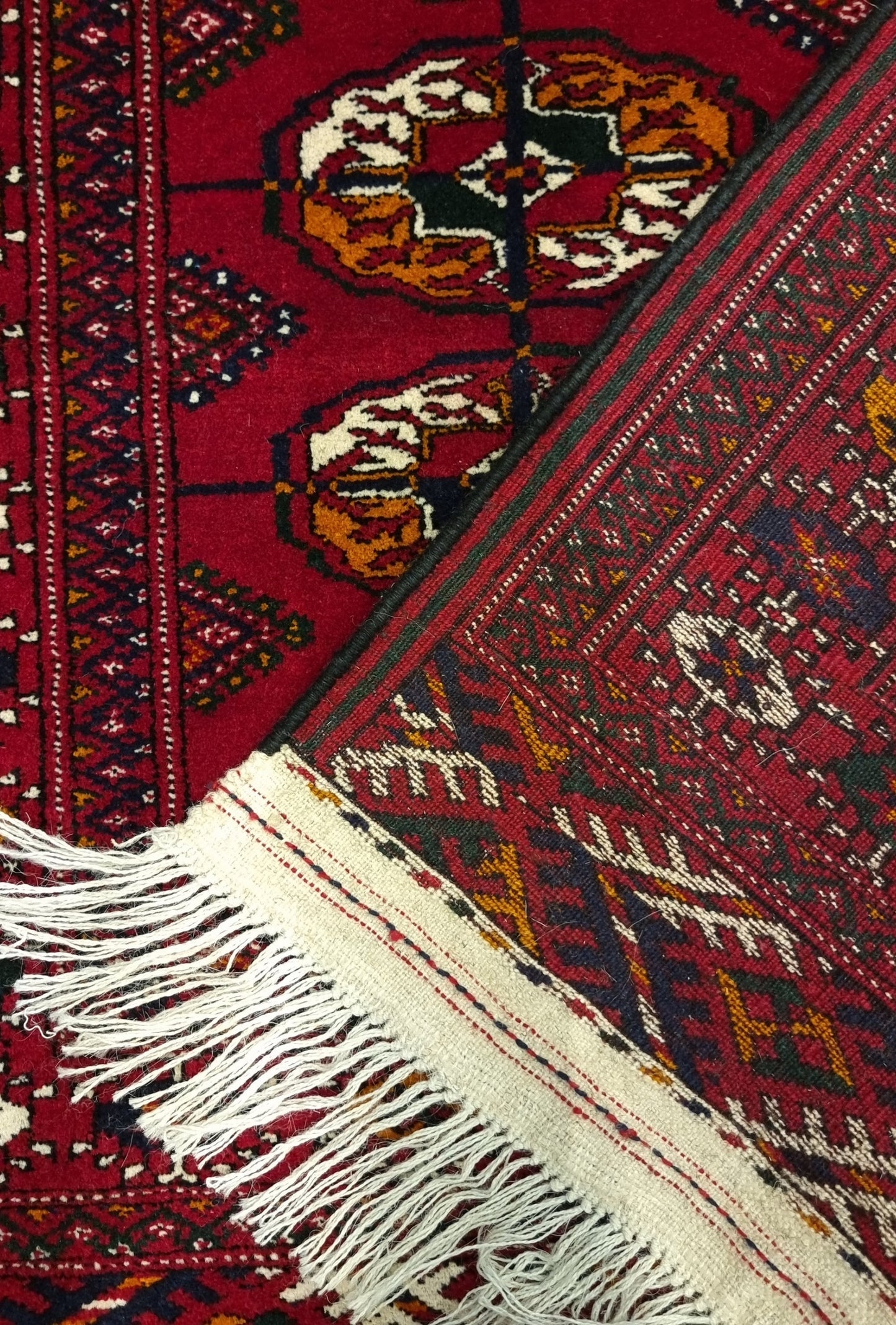 Handknotted Turkmen Rug Tekke Wool Rug 81 x 127 cm (3'x4' ft) Red