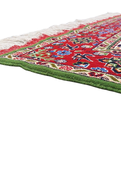 Persian Rug Heriz Handknotted Wool Rug 136 x 200cm (4.5' x 6.5' ft) Green