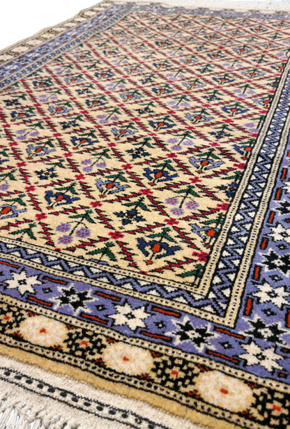 Persian Rug Shirvan Handknotted Wool Rug 80 x 123cm (3' x 4' ft) Beige