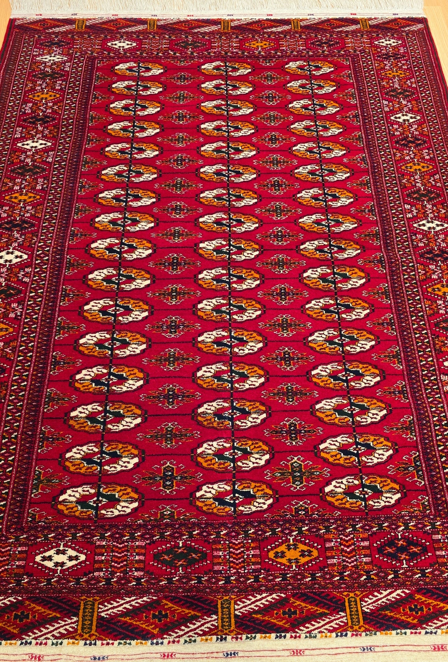 Tekke Wool Oriantal Rug 152 x 203 cm (5'x7' ft) Red