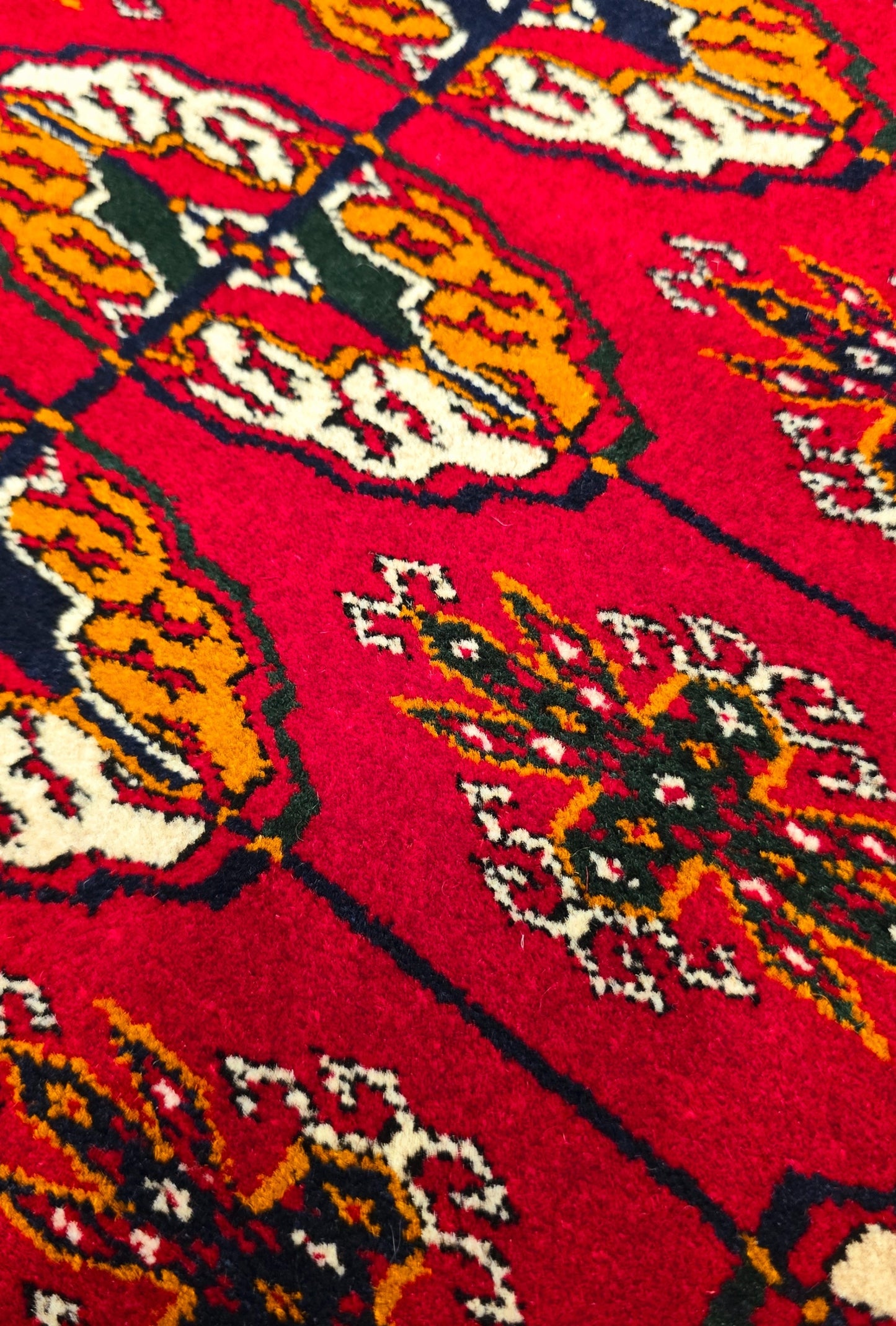 Tekke Wool Oriantal Rug 152 x 203 cm (5'x7' ft) Red