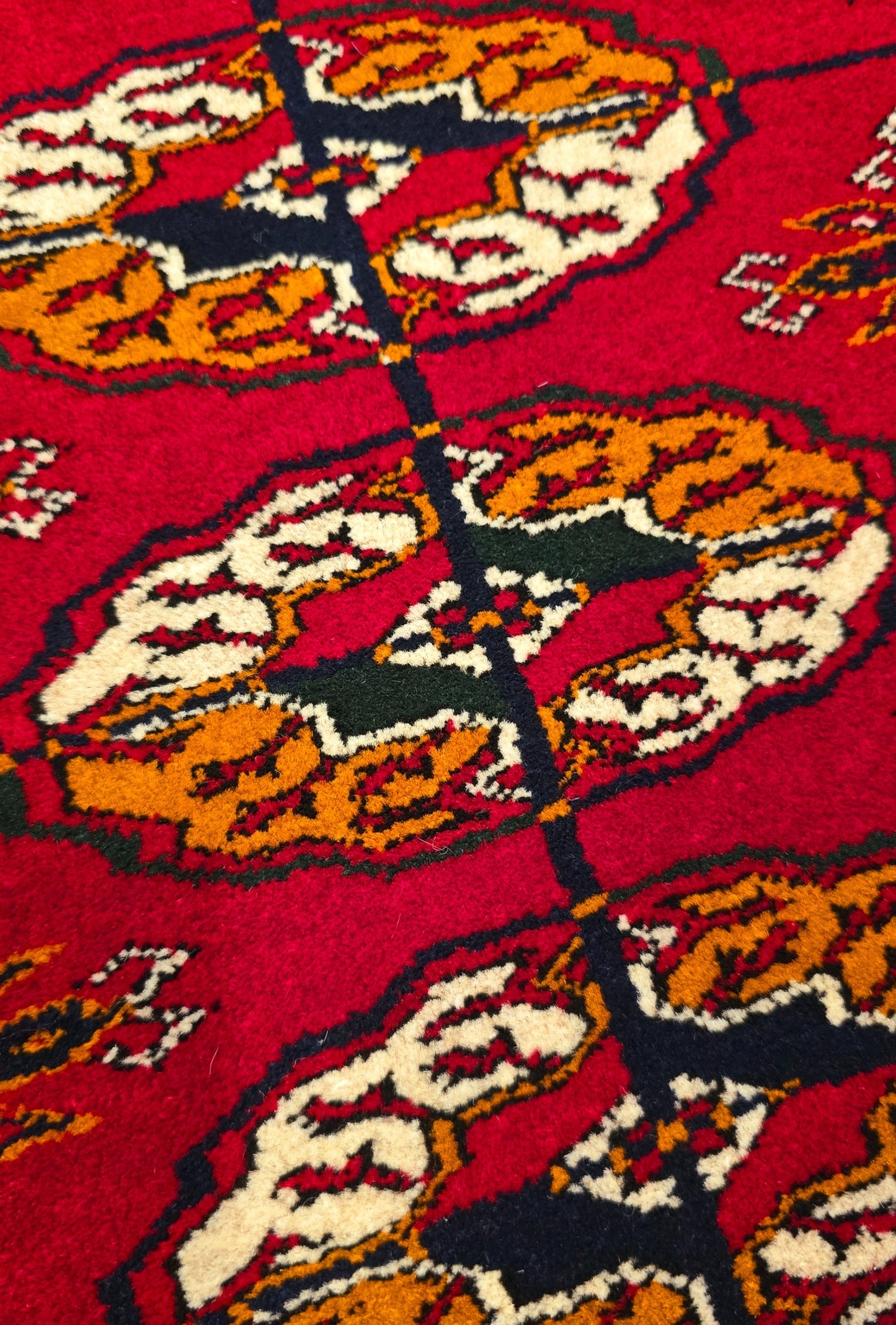 Tekke Wool Oriantal Rug 152 x 203 cm (5'x7' ft) Red