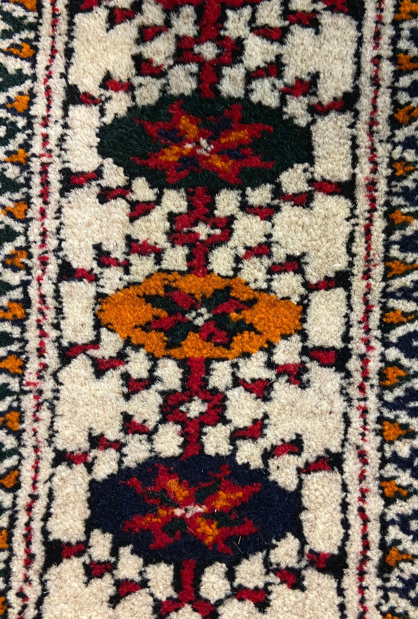 Turkmen Handknotted Rug Tekke Wool Rug 81 x 130 cm (3'x4' ft) Beige