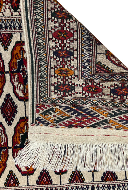 Turkmen Handknotted Rug Tekke Wool Rug 81 x 130 cm (3'x4' ft) Beige
