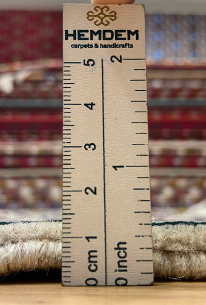 Turkmen Handknotted Rug Tekke Wool Rug 81 x 130 cm (3'x4' ft) Beige