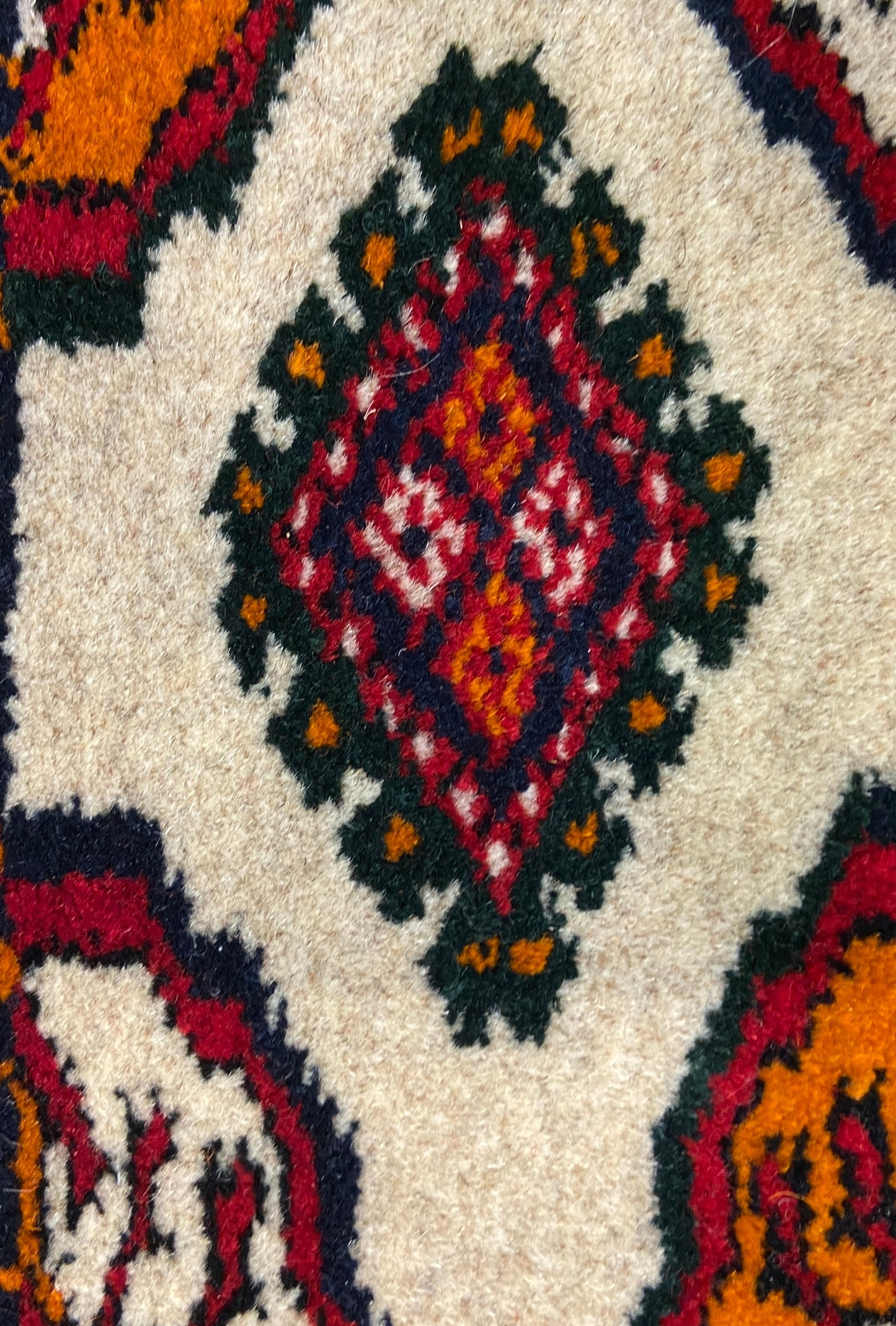 Turkmen Handknotted Rug Tekke Wool Rug 81 x 130 cm (3'x4' ft) Beige