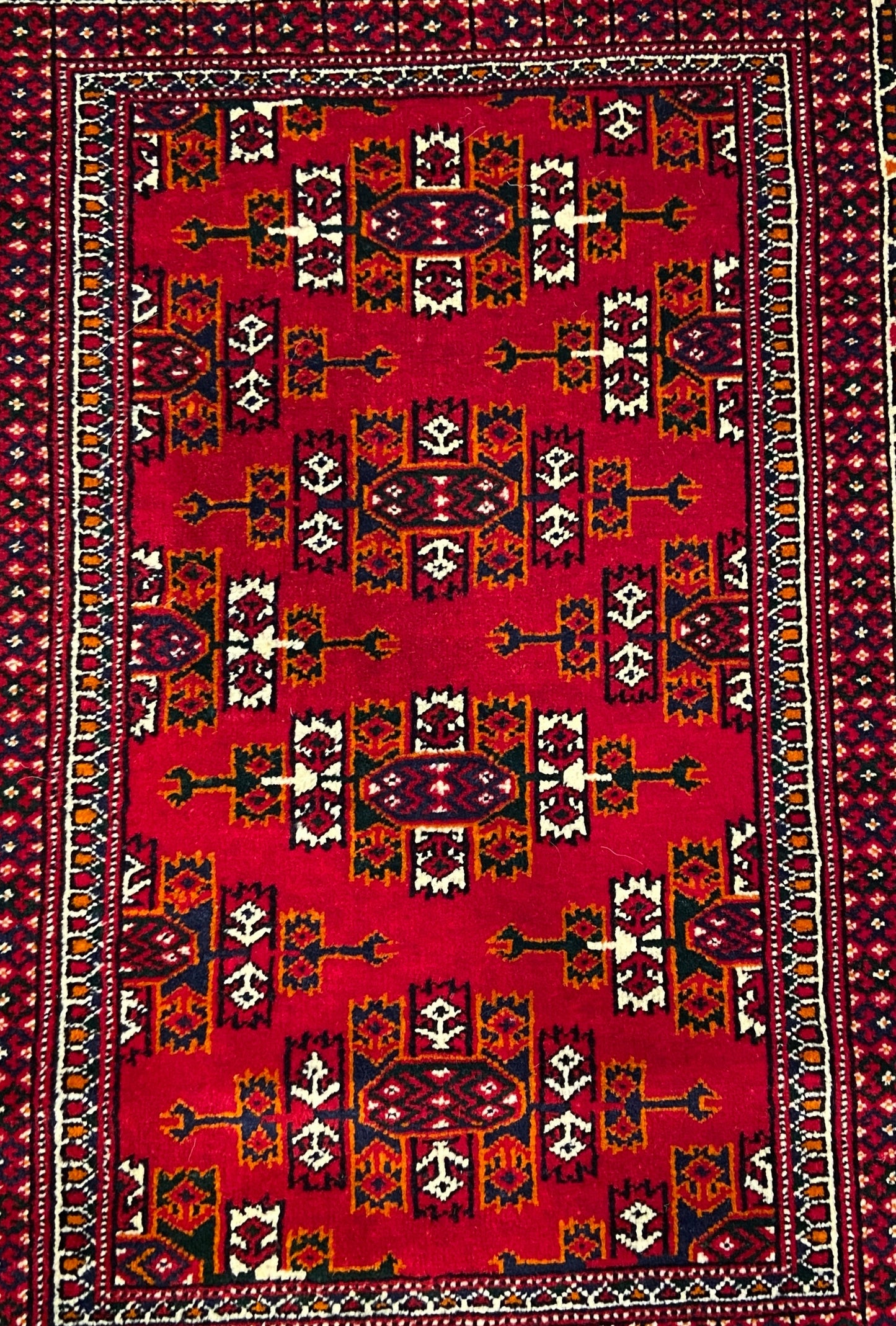 Turkmen Handknotted Rug Yomut Kepse Wool Rug 84 x 125 cm (3'x4' ft) Red
