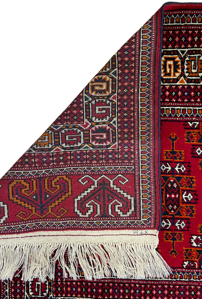 Turkmen Handknotted Rug Yomut Kepse Wool Rug 84 x 125 cm (3'x4' ft) Red
