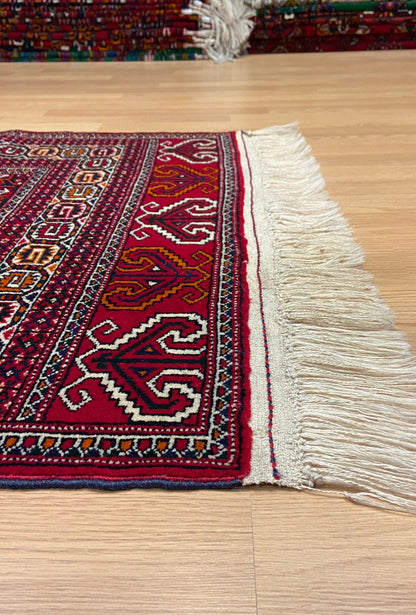 Turkmen Handknotted Rug Yomut Kepse Wool Rug 84 x 125 cm (3'x4' ft) Red