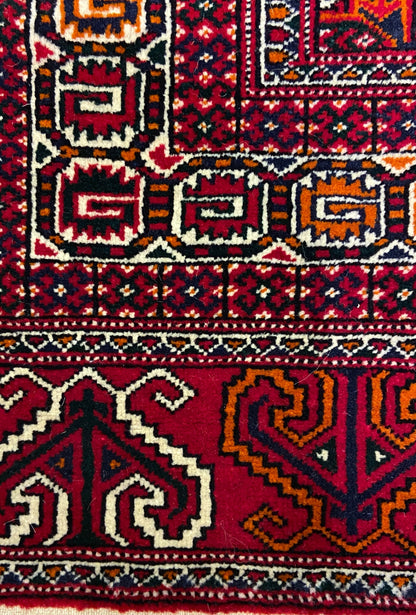 Turkmen Handknotted Rug Yomut Kepse Wool Rug 84 x 125 cm (3'x4' ft) Red