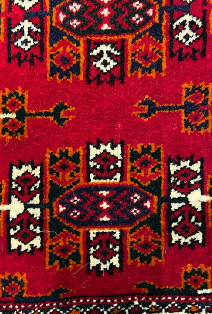 Turkmen Handknotted Rug Yomut Kepse Wool Rug 84 x 125 cm (3'x4' ft) Red