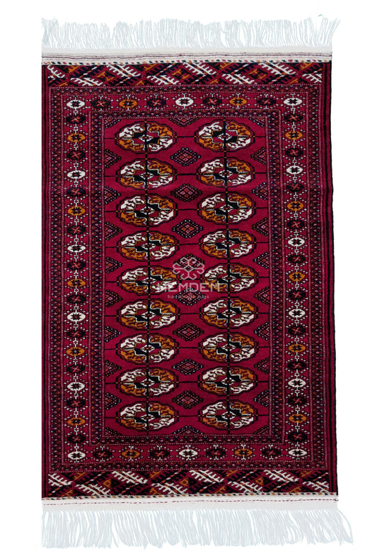 Handknotted Turkmen Rug Tekke Wool Rug 81 x 127 cm (3'x4' ft) Red