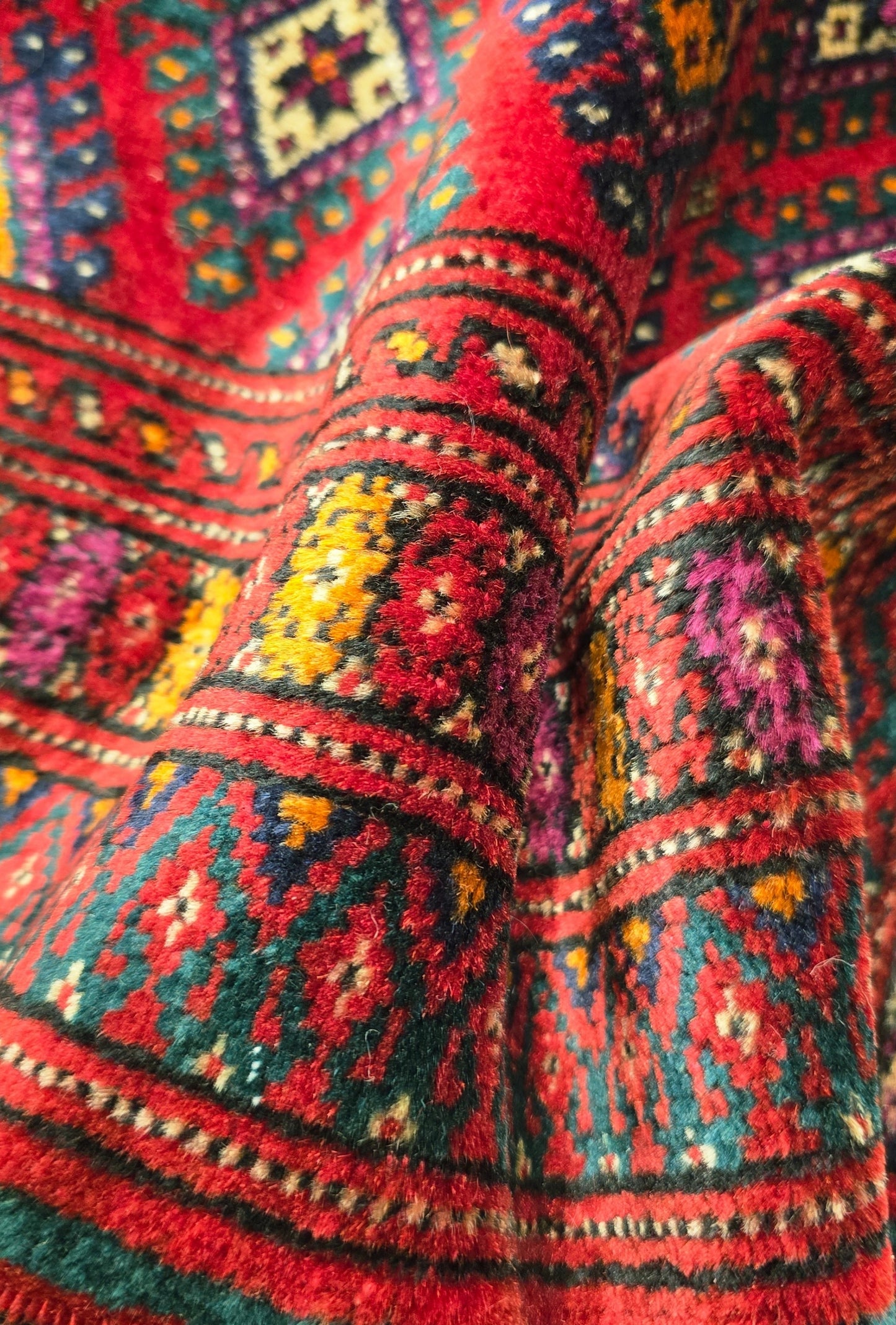 Turkmen Rug Antique Handknotted Salor Chakmak Masterpiece Rug 190 x 290cm (6' x 9' ft) Red