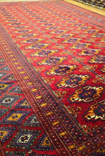 Turkmen Rug Antique Handknotted Salor Chakmak Masterpiece Rug 190 x 290cm (6' x 9' ft) Red