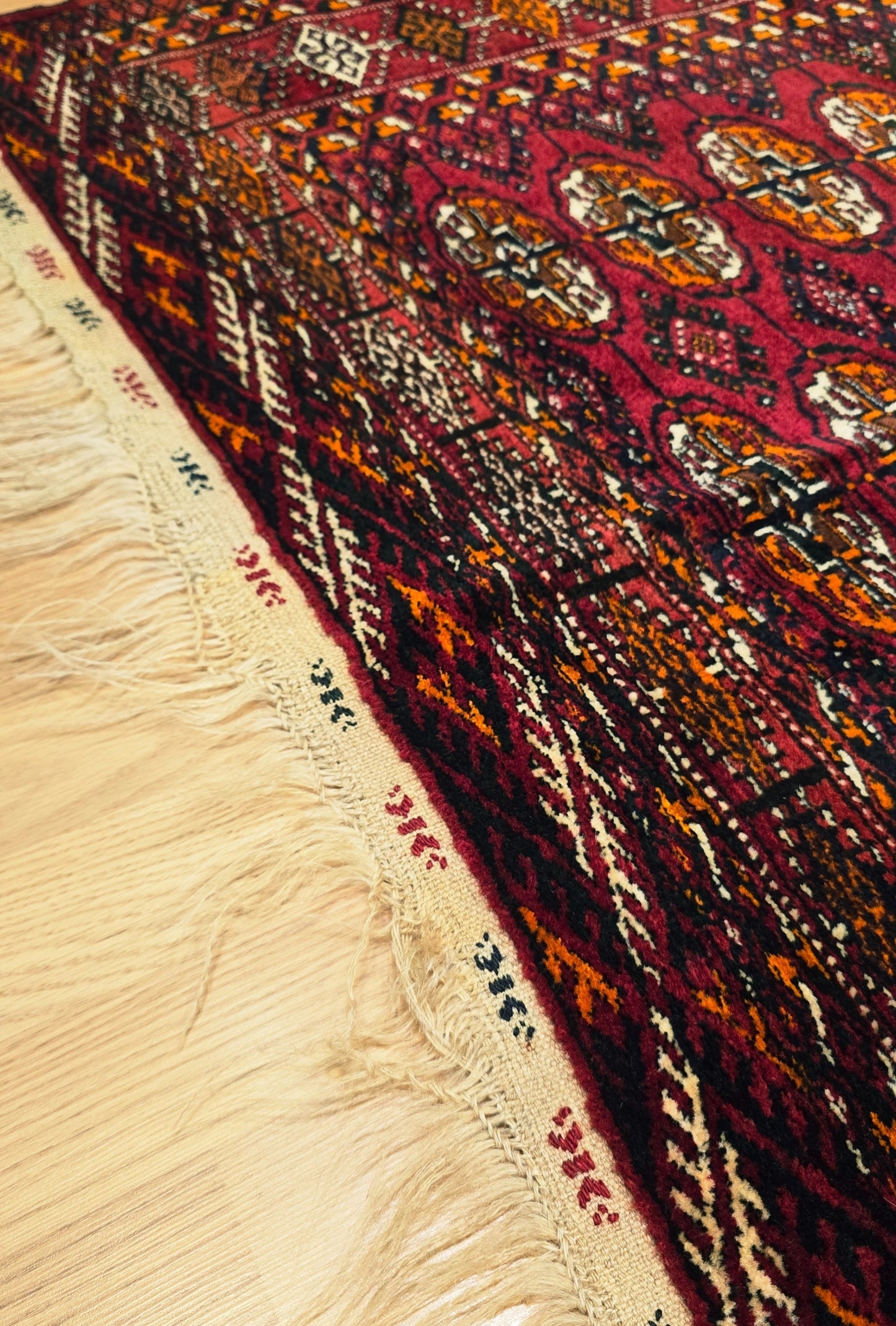 Turkmen Rug Antique Handknotted Wool Rug 125 x 190cm (4' x 7' ft) Red