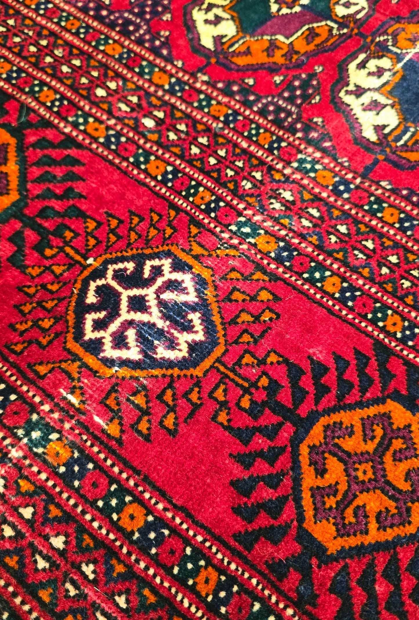 Turkmen Rug Antique Handknotted Wool Rug 155 x 250cm (5' x 8' ft) Red