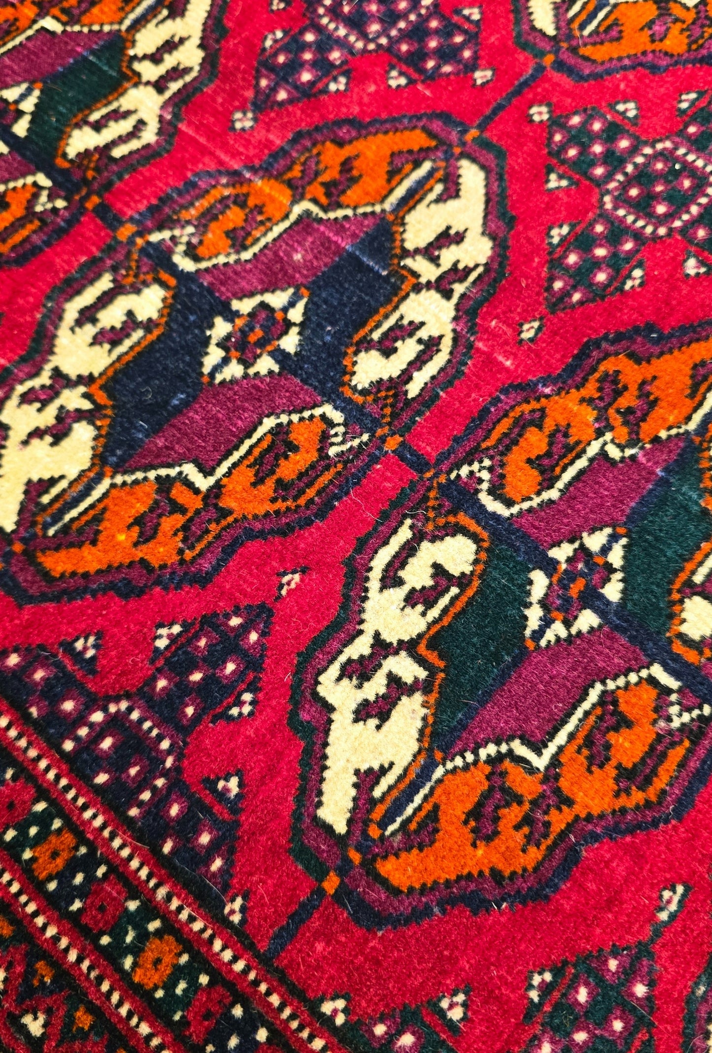 Turkmen Rug Antique Handknotted Wool Rug 155 x 250cm (5' x 8' ft) Red