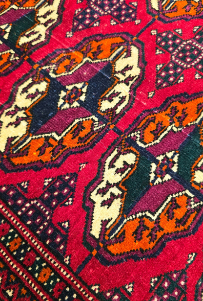 Turkmen Rug Antique Handknotted Wool Rug 155 x 250cm (5' x 8' ft) Red